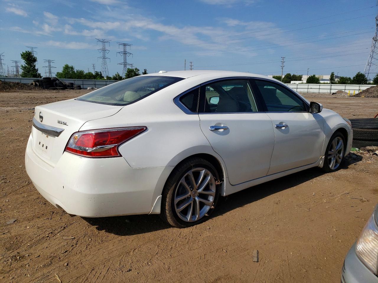 2013 Nissan Altima 3.5 S White vin: 1N4BL3AP0DC236705