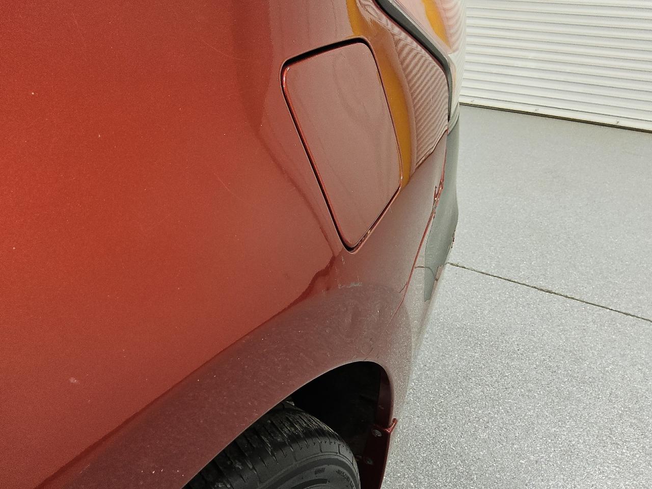 2014 Nissan Altima 3.5 Sl Red vin: 1N4BL3AP0EC155480 Damage: Left Qtr Panel, Dent(S) W/ Paint Dmg, 4 To 5 Inches