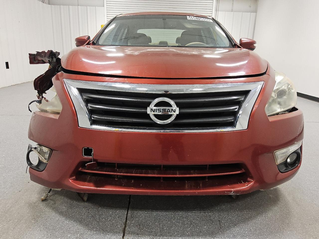 2014 Nissan Altima 3.5 Sl Red vin: 1N4BL3AP0EC155480 Damage: Right Head Lamp, Broken, Replacement Required