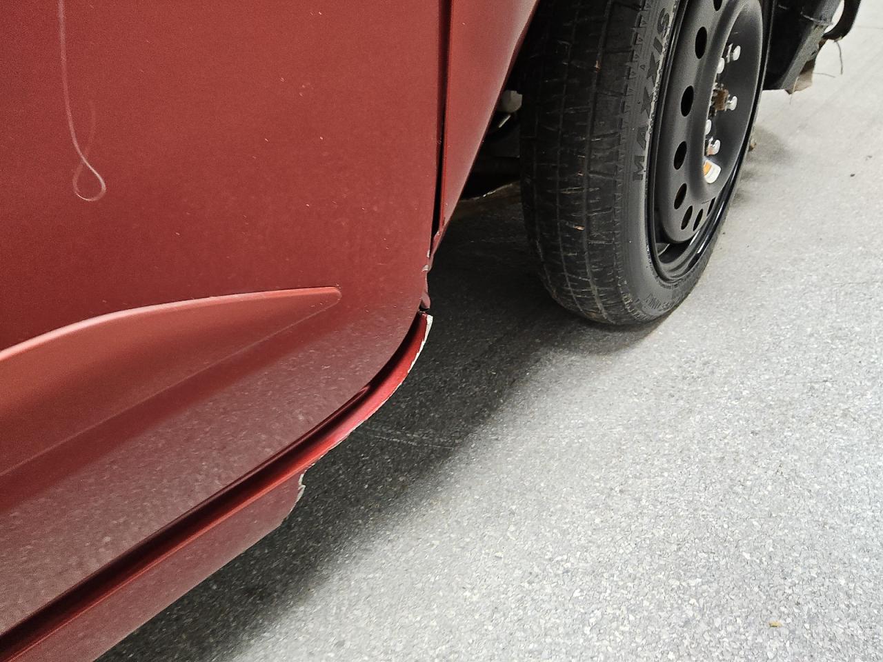 2014 Nissan Altima 3.5 Sl Red vin: 1N4BL3AP0EC155480 Damage: Right Rocker Panel, Severe Damage, Replacement Required
