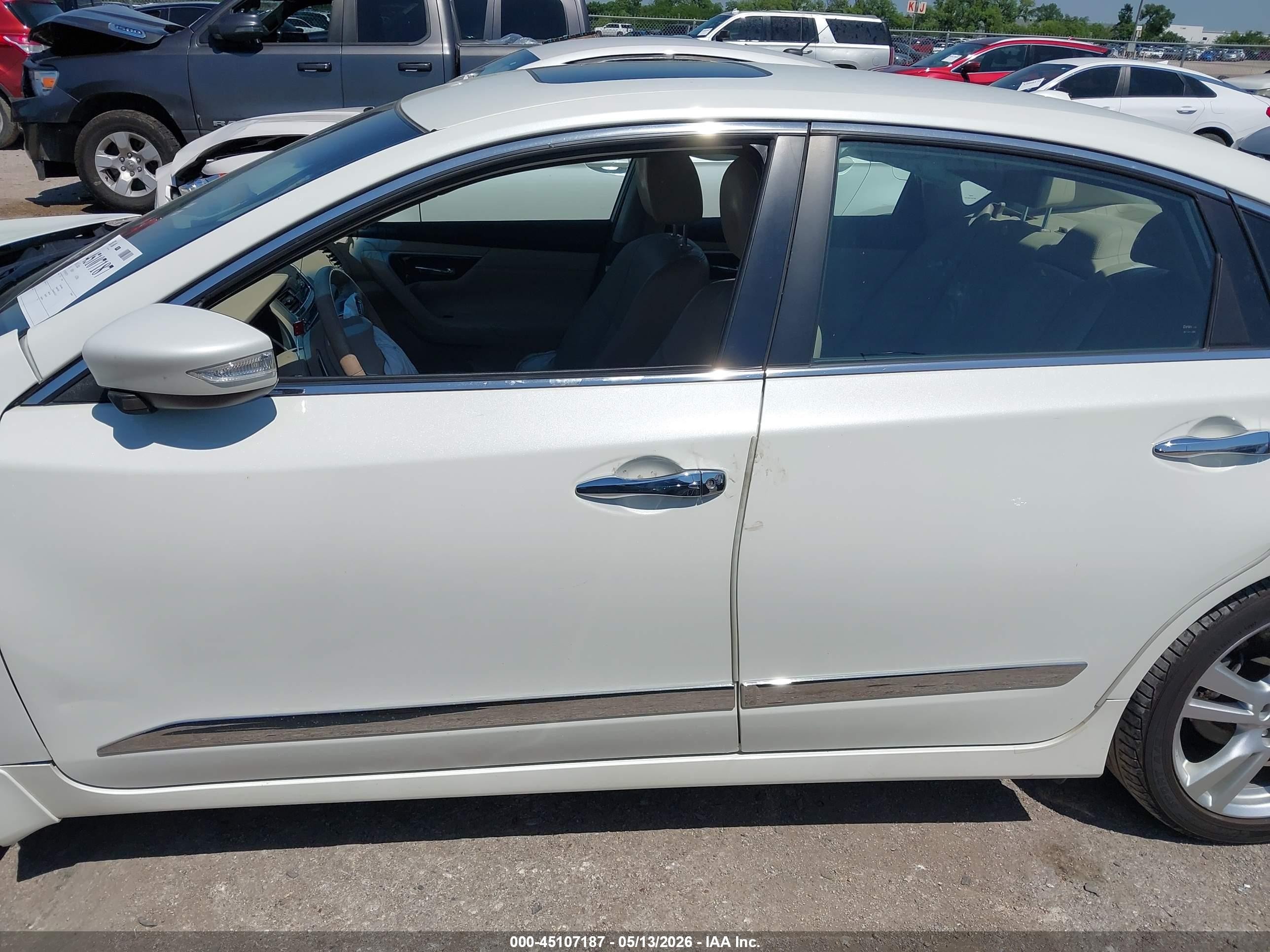 2015 Nissan Altima 3.5 Sl White vin: 1N4BL3AP0FC122710