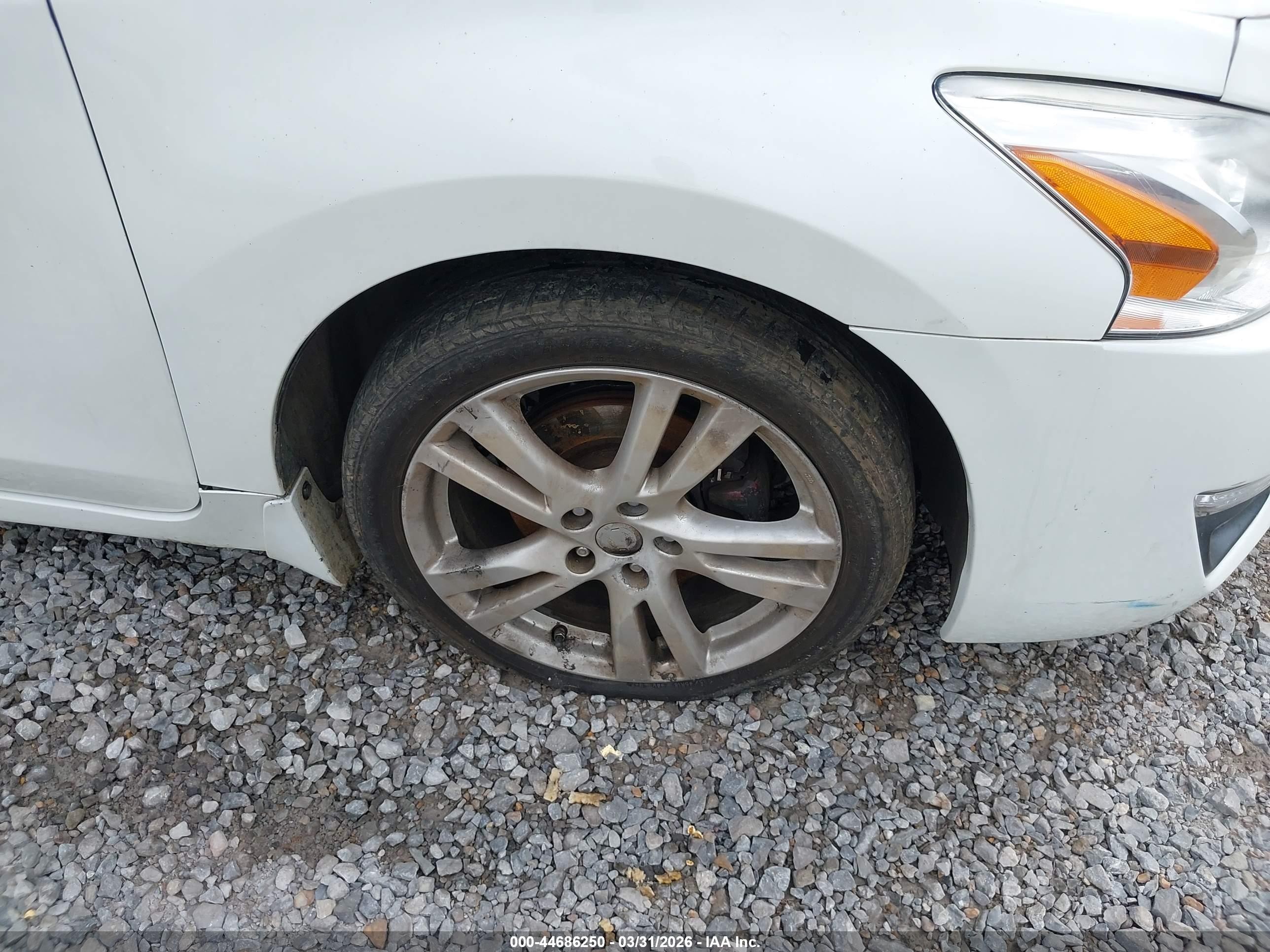 2013 Nissan Altima 3.5 S White vin: 1N4BL3AP1DC240424