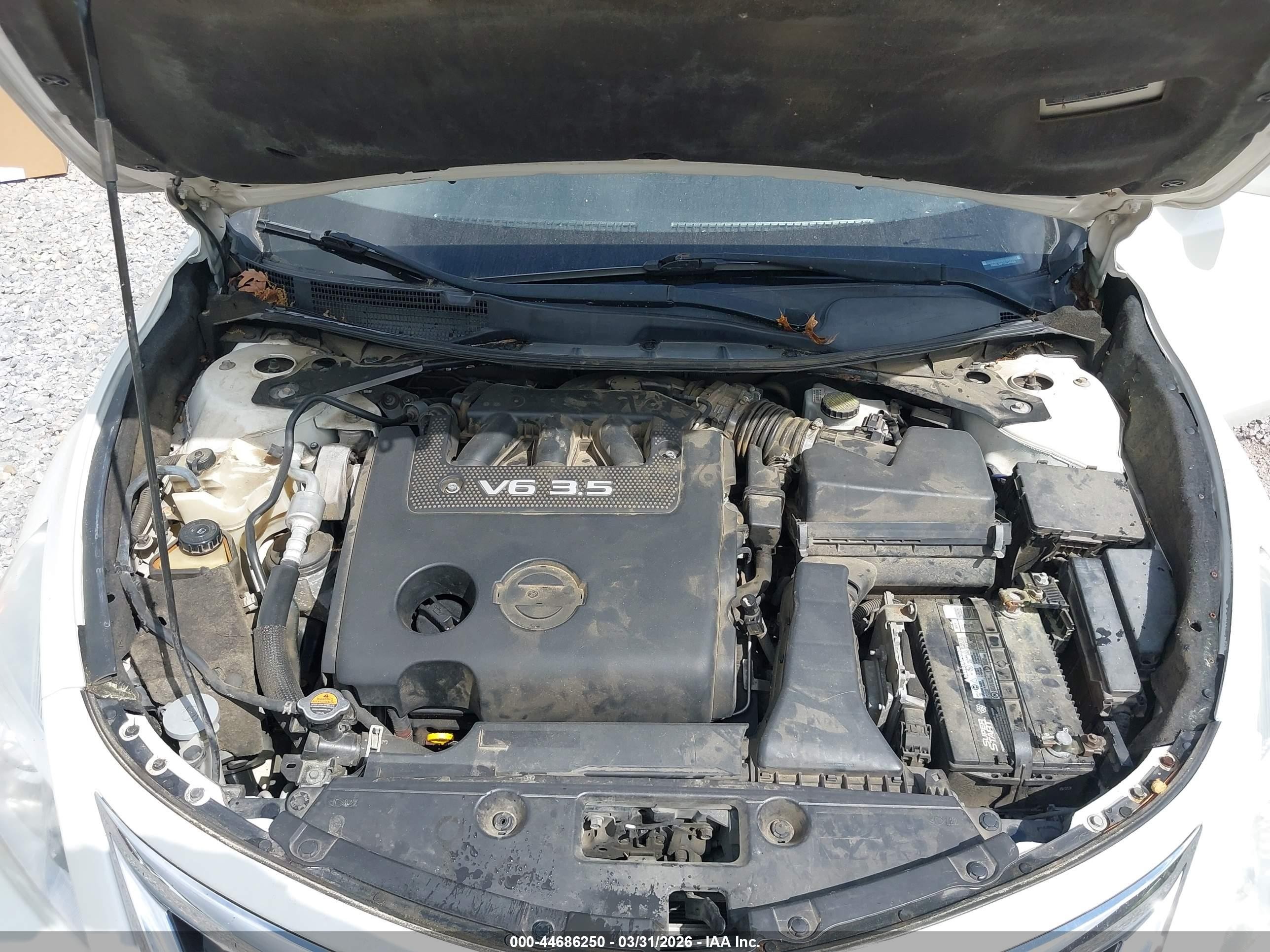 2013 Nissan Altima 3.5 S White vin: 1N4BL3AP1DC240424