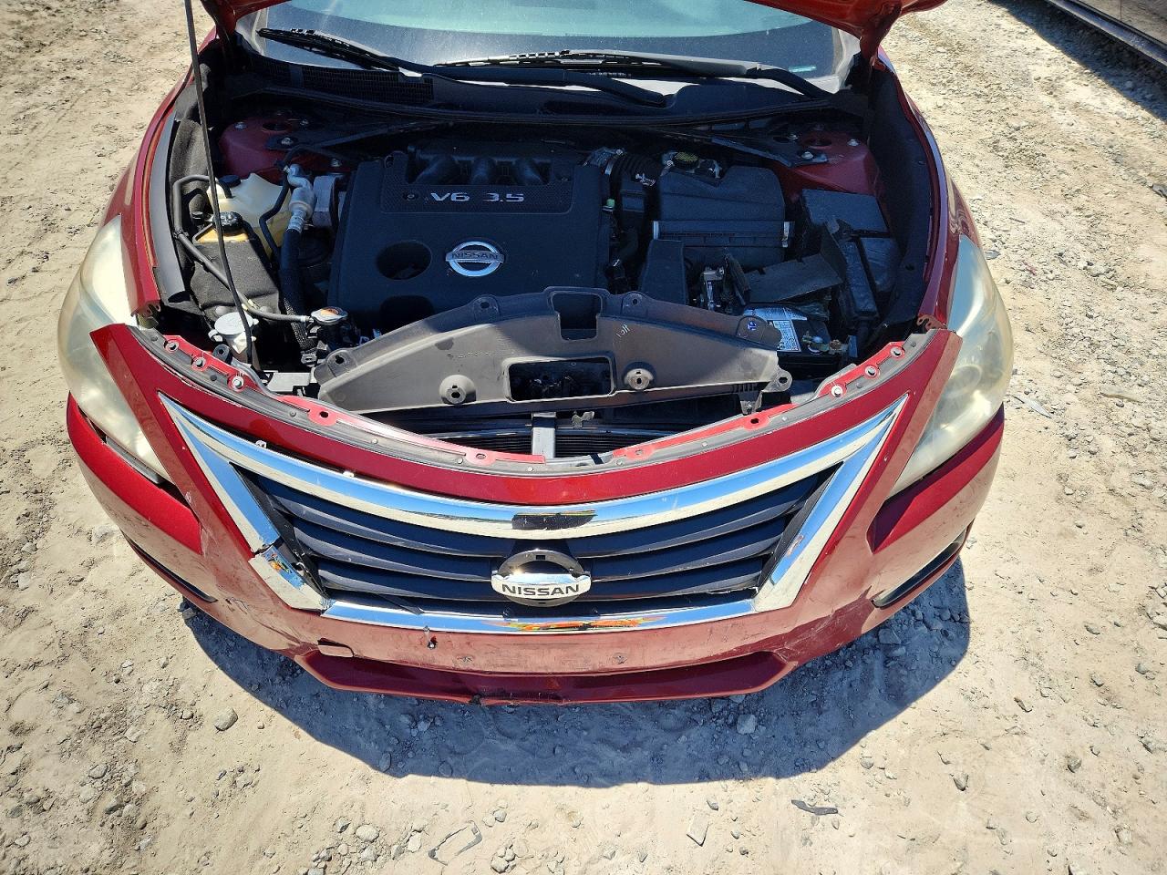 2013 Nissan Altima 3.5 S Red vin: 1N4BL3AP2DC105842