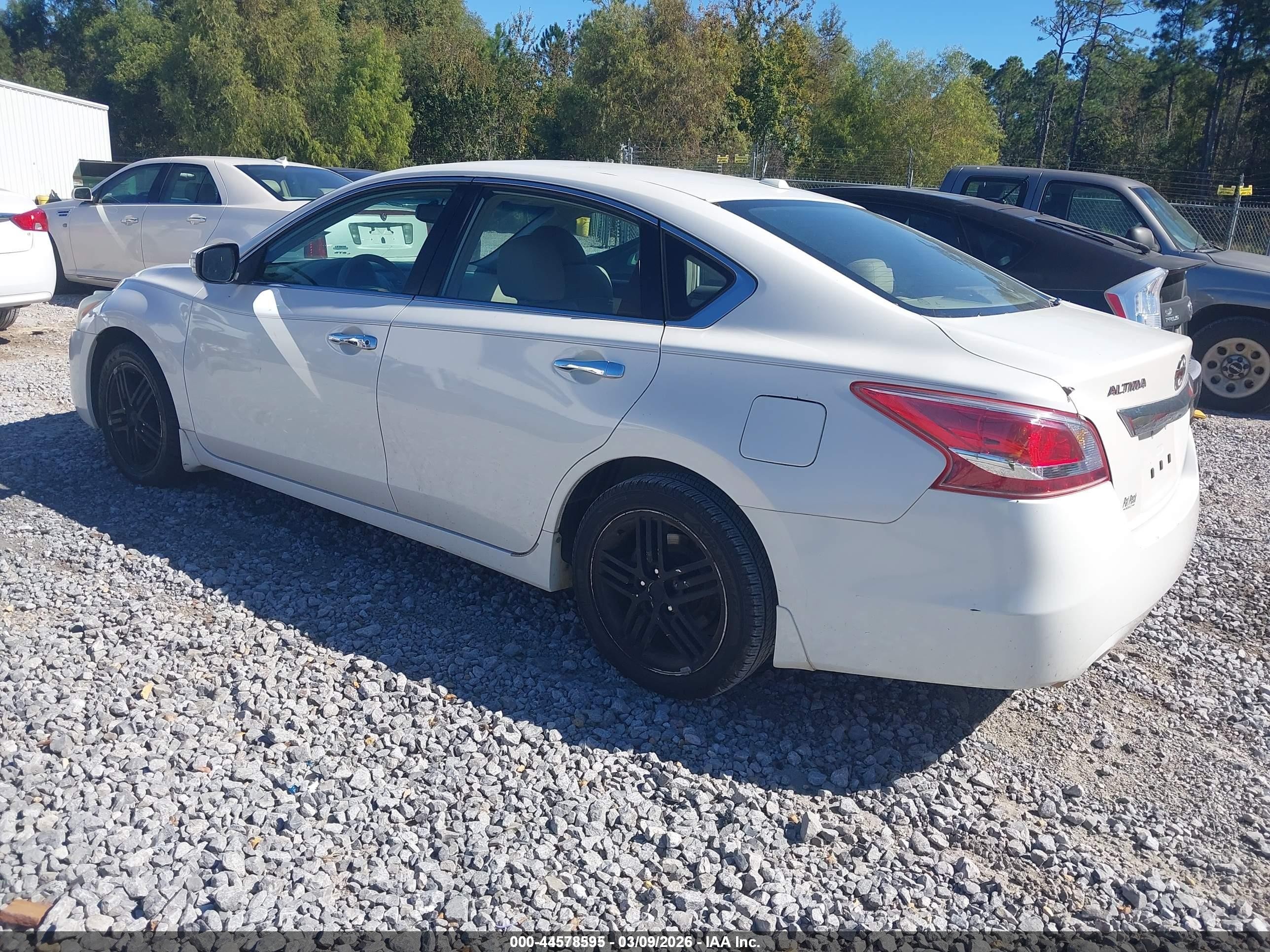 2013 Nissan Altima 3.5 Sl Белый vin: 1N4BL3AP2DC223891