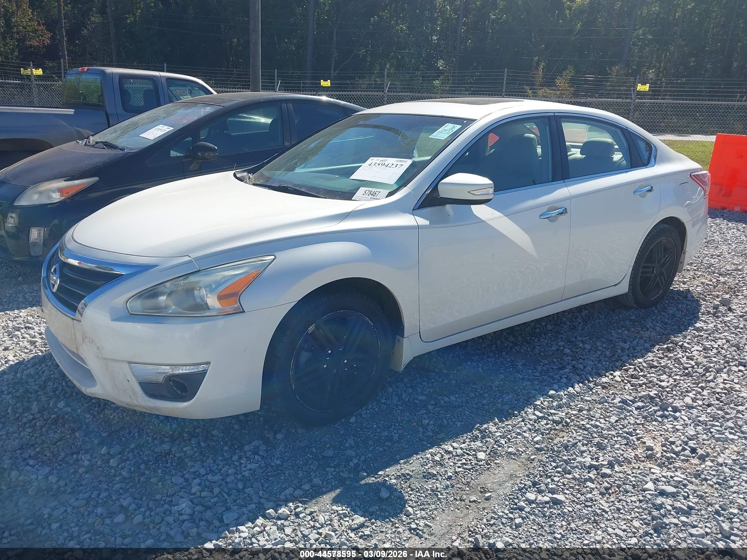 2013 Nissan Altima 3.5 Sl Белый vin: 1N4BL3AP2DC223891