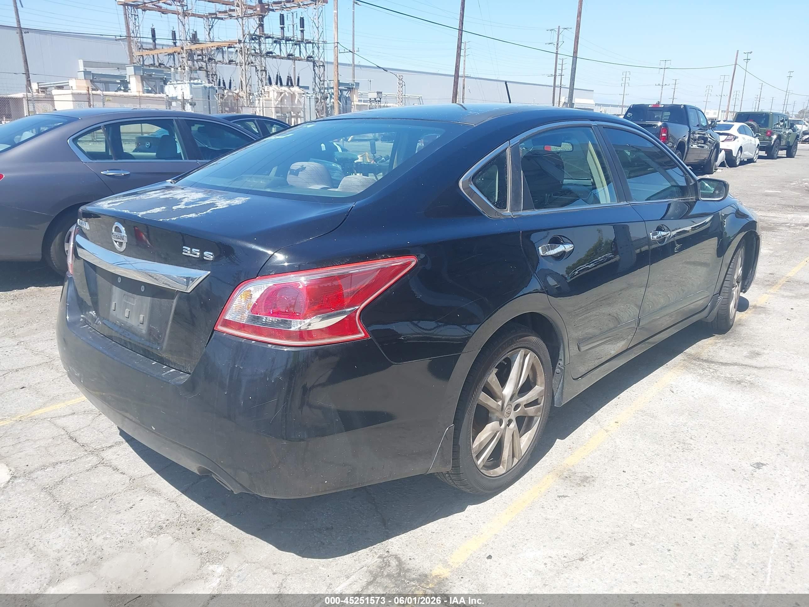 2013 Nissan Altima 3.5 S Black vin: 1N4BL3AP2DC234549