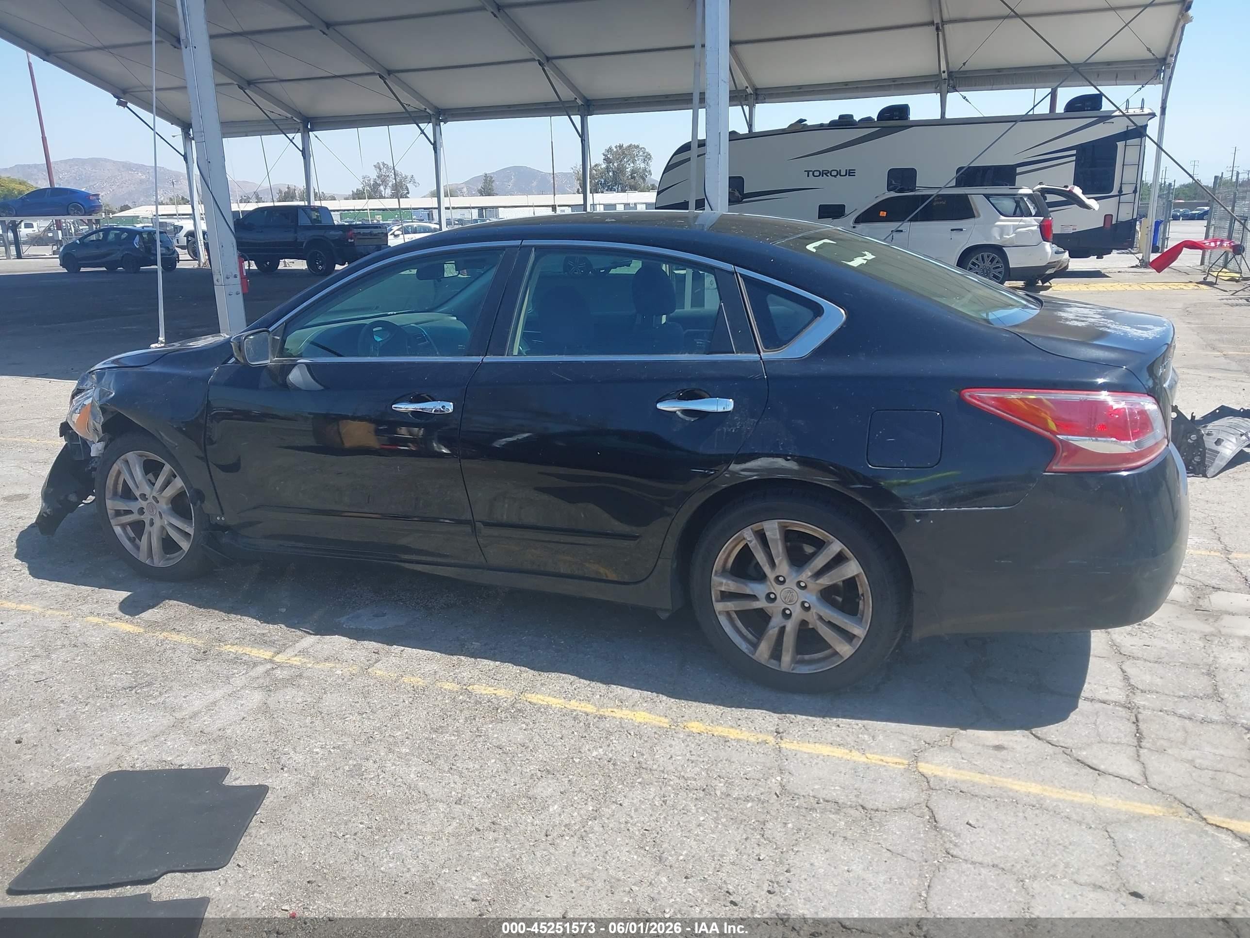 2013 Nissan Altima 3.5 S Black vin: 1N4BL3AP2DC234549