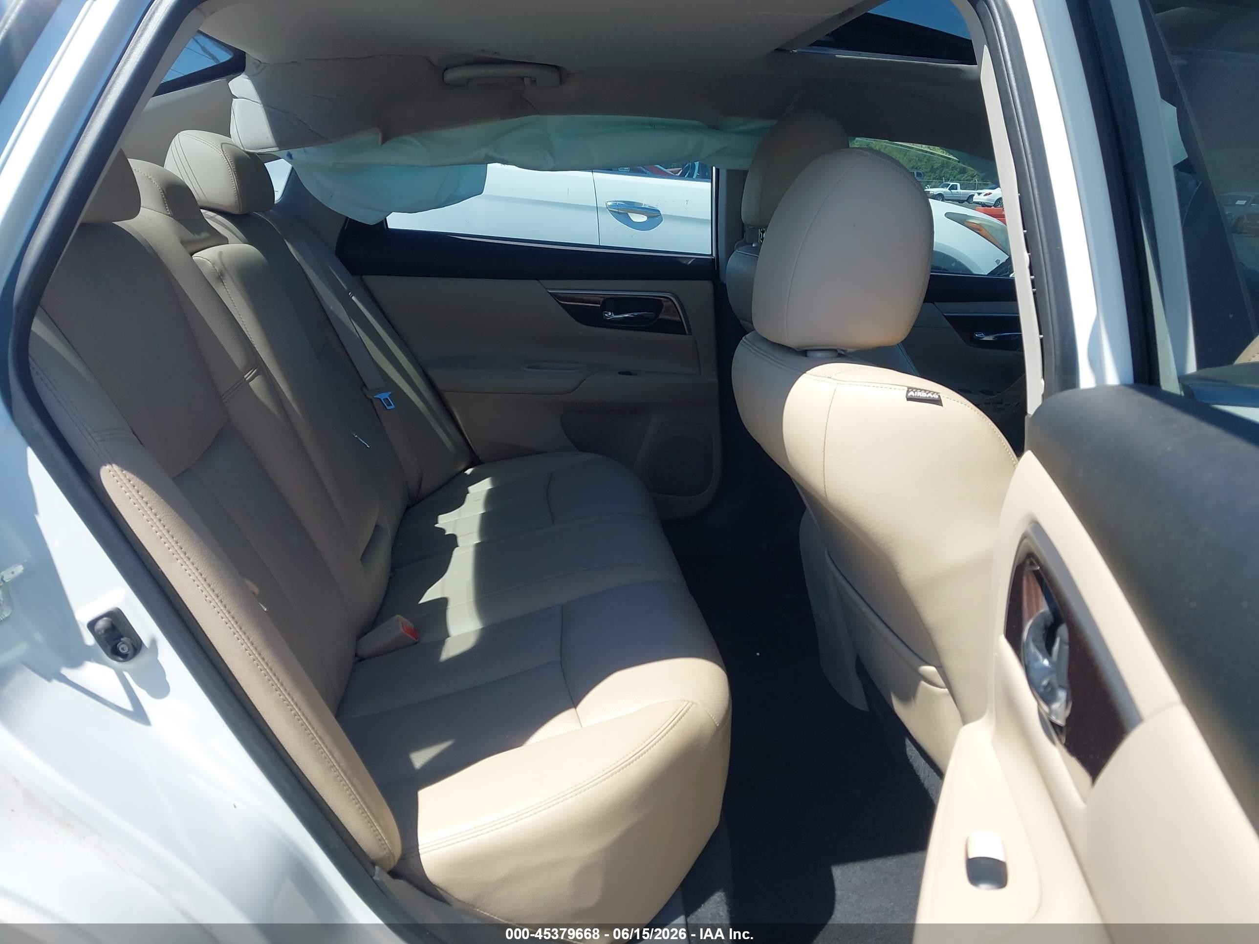 2015 Nissan Altima 3.5 Sl White vin: 1N4BL3AP2FC156258