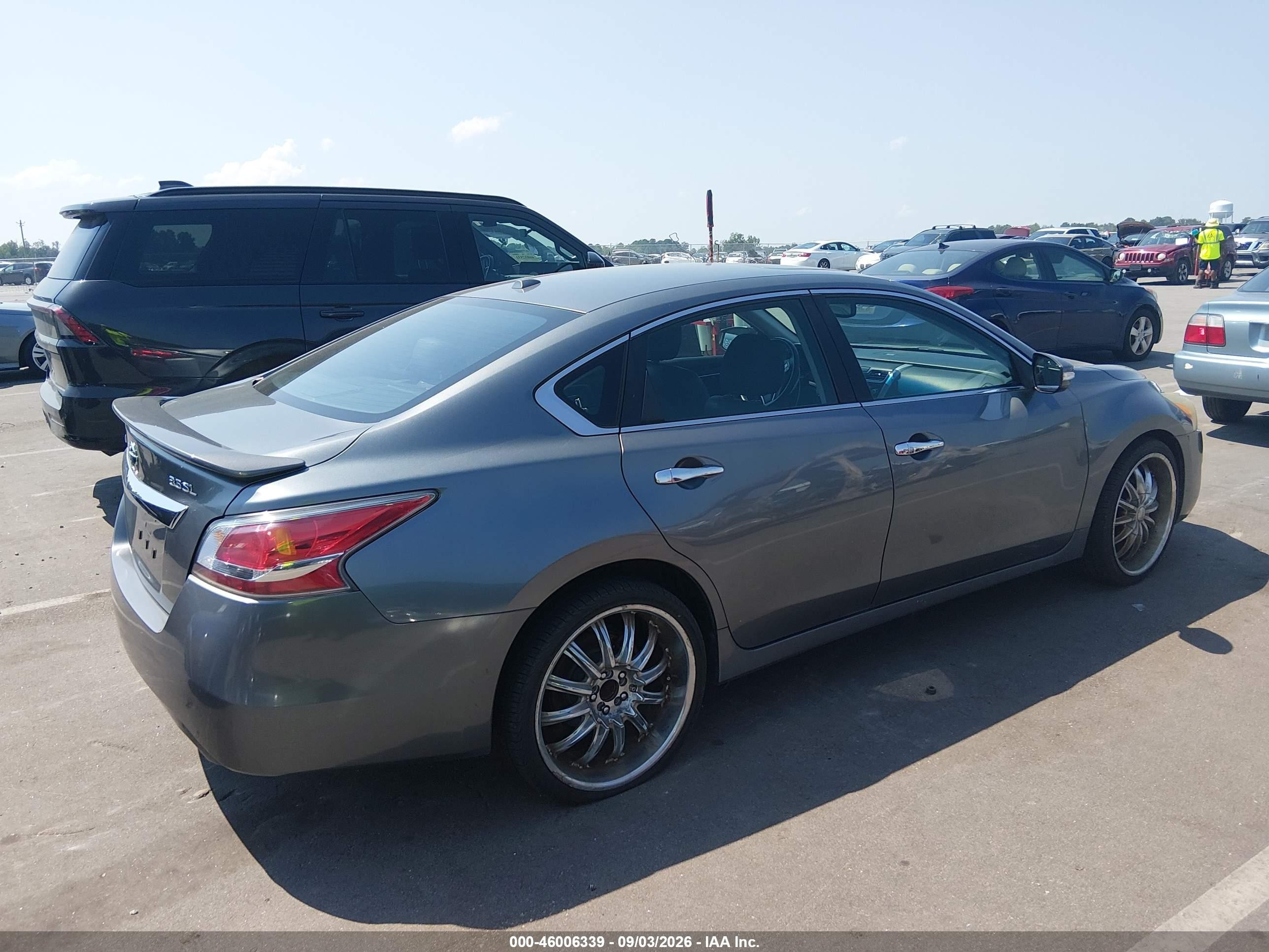 2015 Nissan Altima 3.5 S/3.5 Sl/3.5 Sv Silver vin: 1N4BL3AP2FC183234