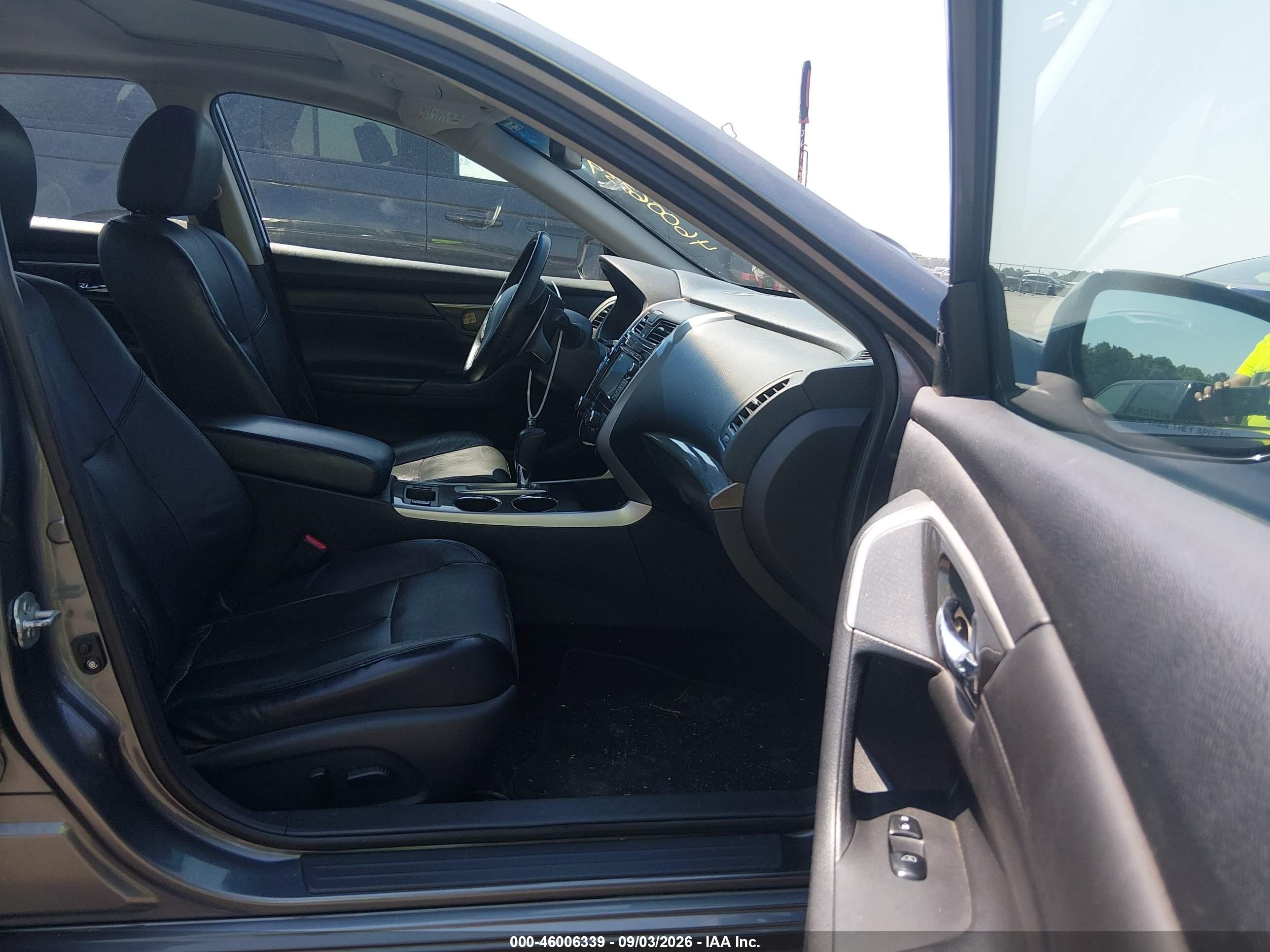 2015 Nissan Altima 3.5 S/3.5 Sl/3.5 Sv Silver vin: 1N4BL3AP2FC183234