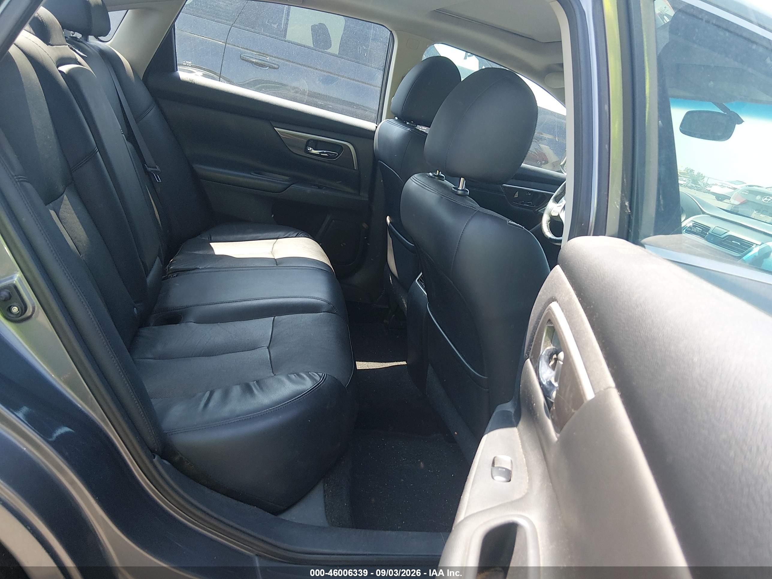 2015 Nissan Altima 3.5 S/3.5 Sl/3.5 Sv Silver vin: 1N4BL3AP2FC183234