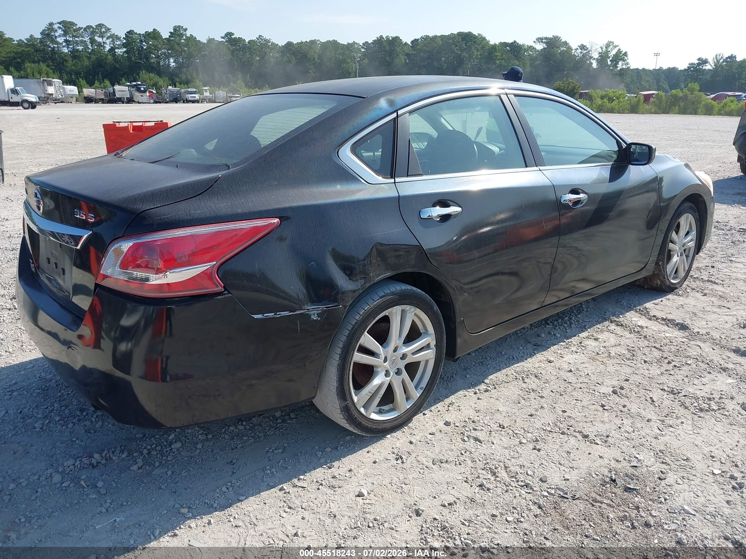 2013 Nissan Altima 3.5 S Черный vin: 1N4BL3AP3DC104375