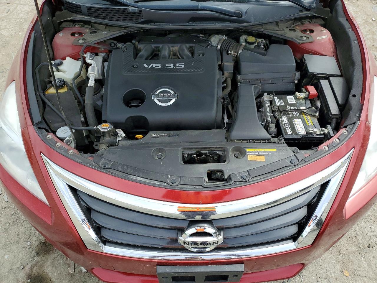 2013 Nissan Altima 3.5 S Red vin: 1N4BL3AP3DN433646