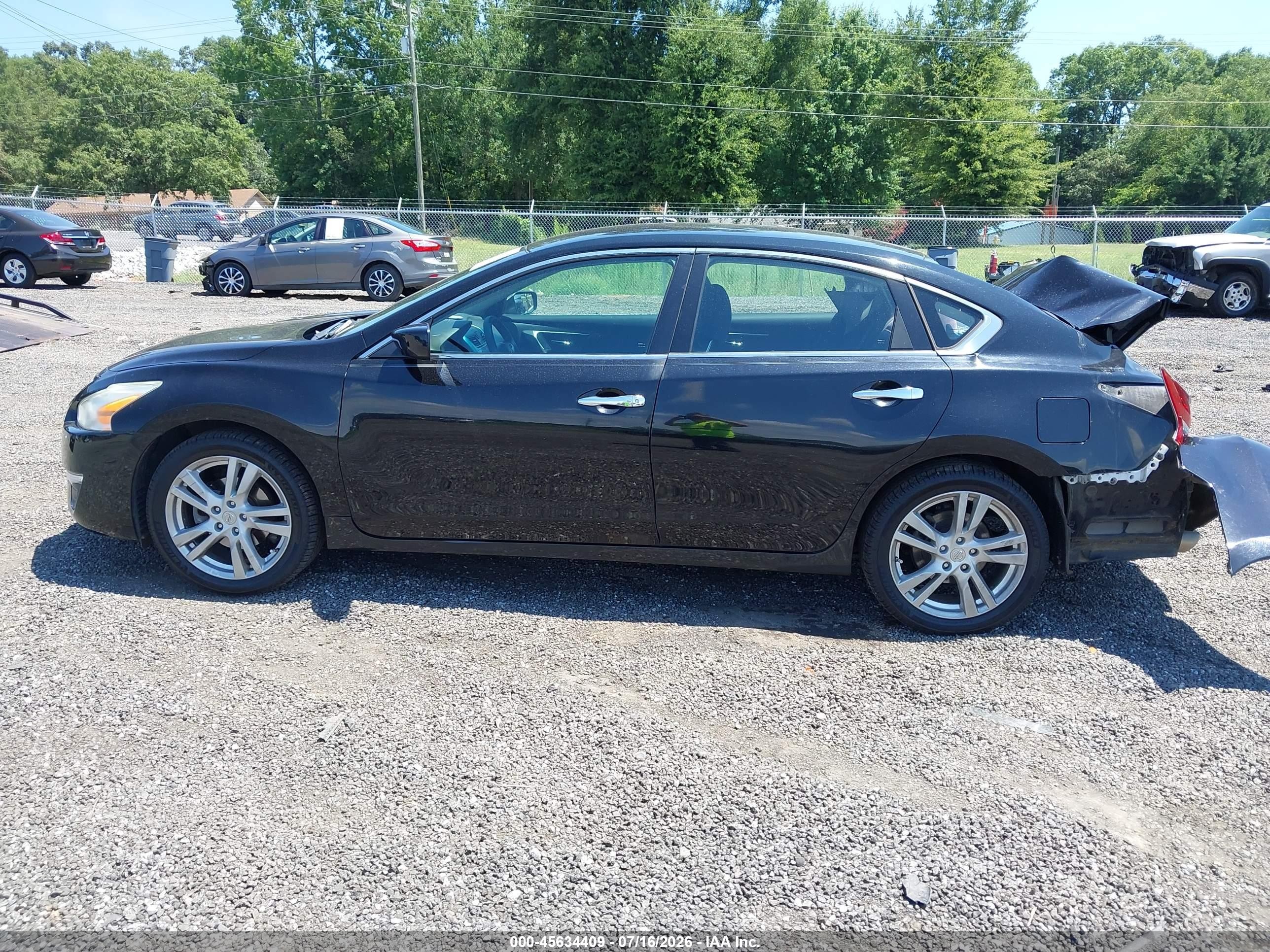 2013 Nissan Altima 3.5 S Black vin: 1N4BL3AP3DN468722