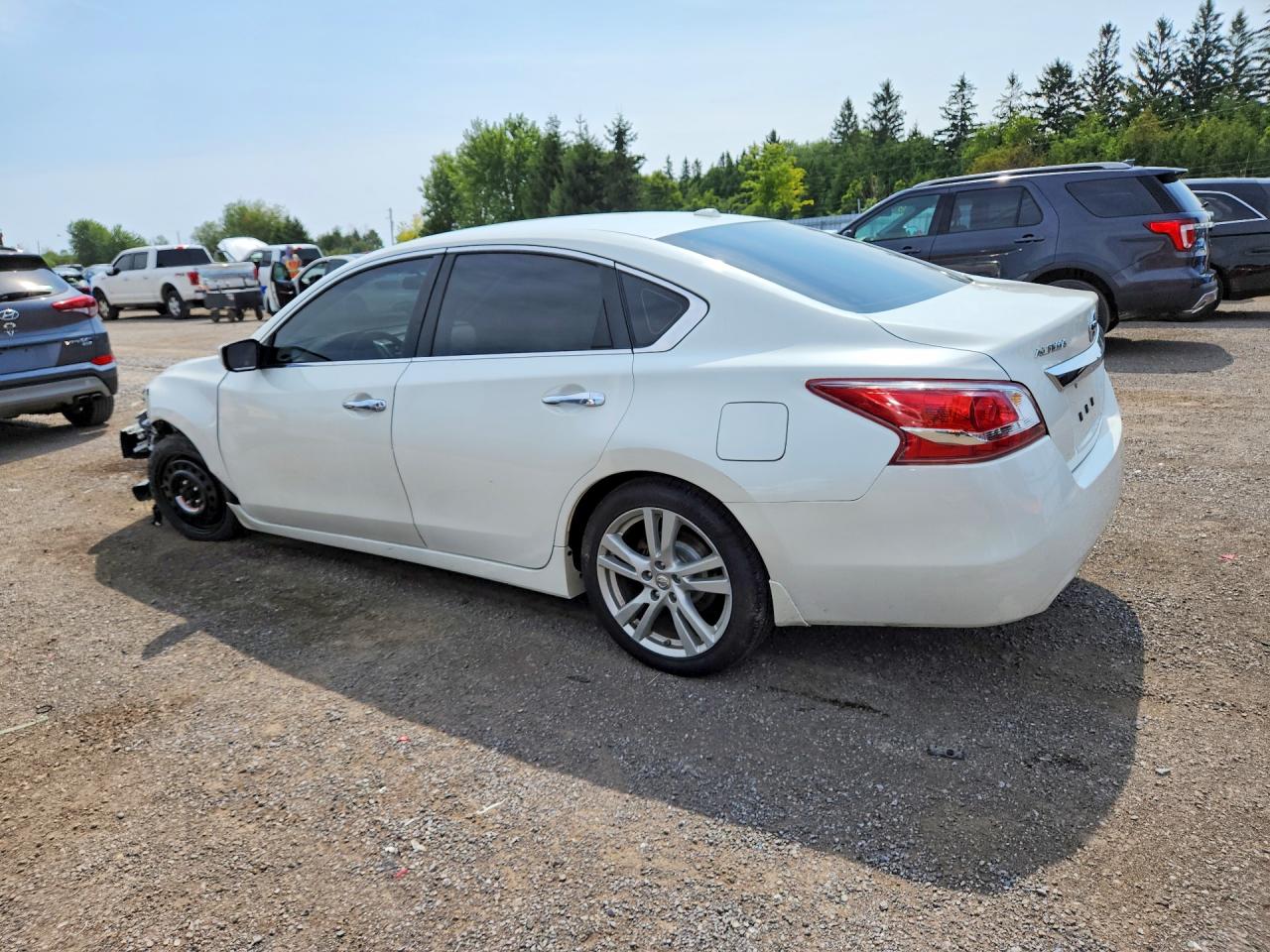 2013 Nissan Altima 3.5s White vin: 1N4BL3AP3DN482927