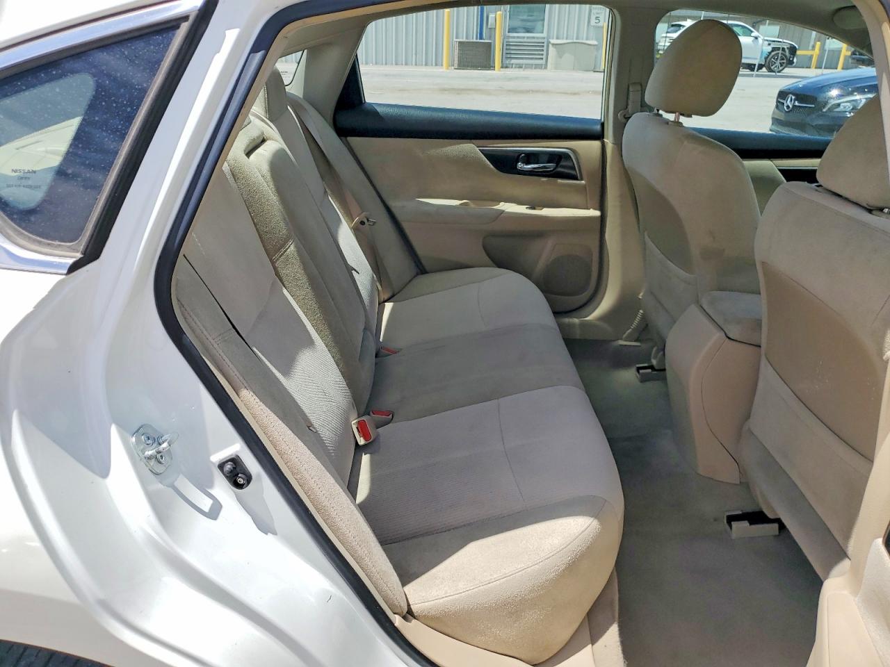 2013 Nissan Altima 3.5 S White vin: 1N4BL3AP3DN483379