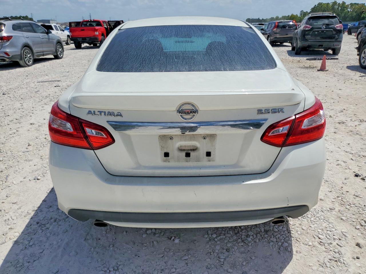 2016 Nissan Altima 3.5 Sr White vin: 1N4BL3AP3GC233415