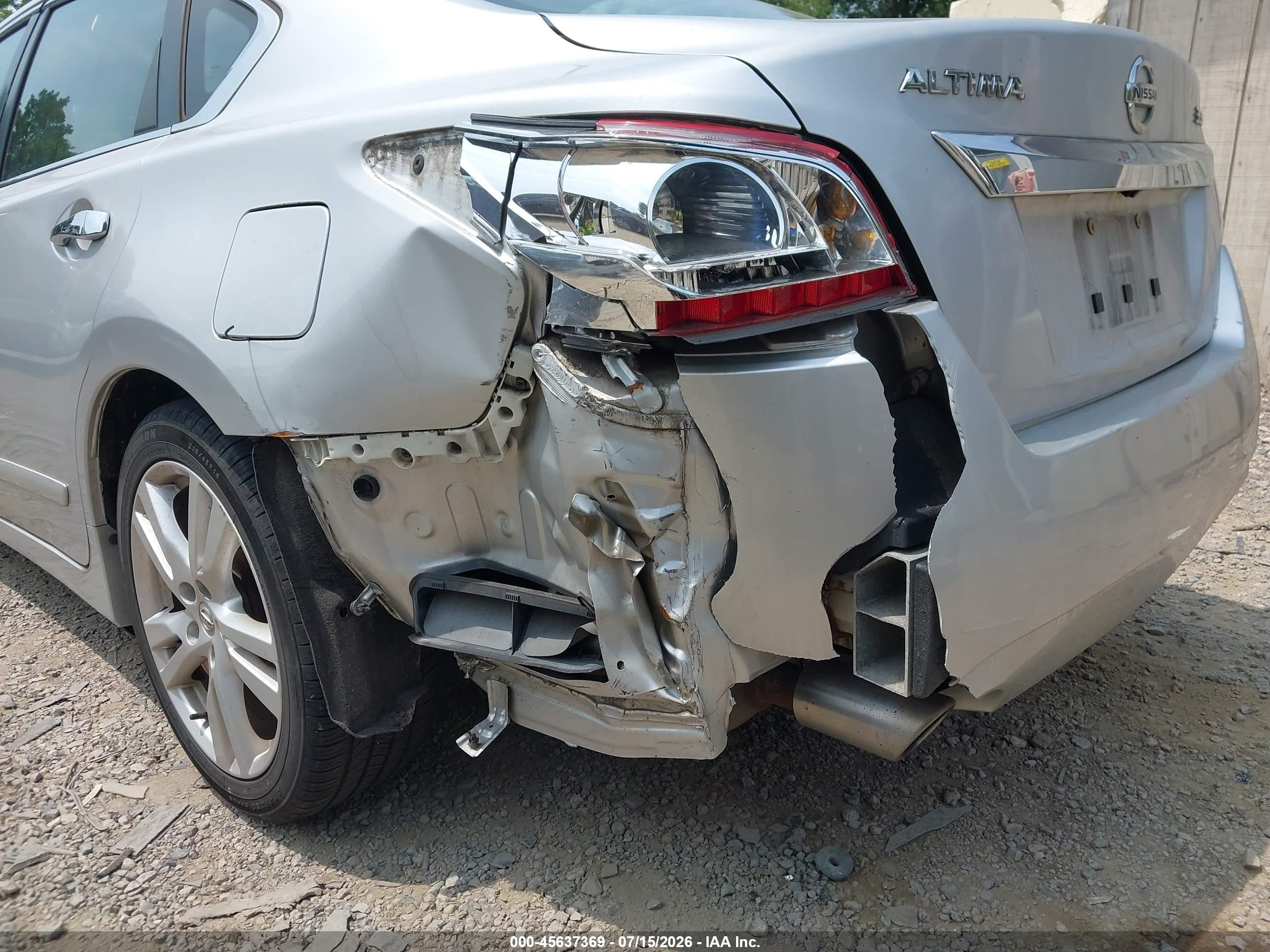 2013 Nissan Altima 3.5 Sv Silver vin: 1N4BL3AP4DN557957