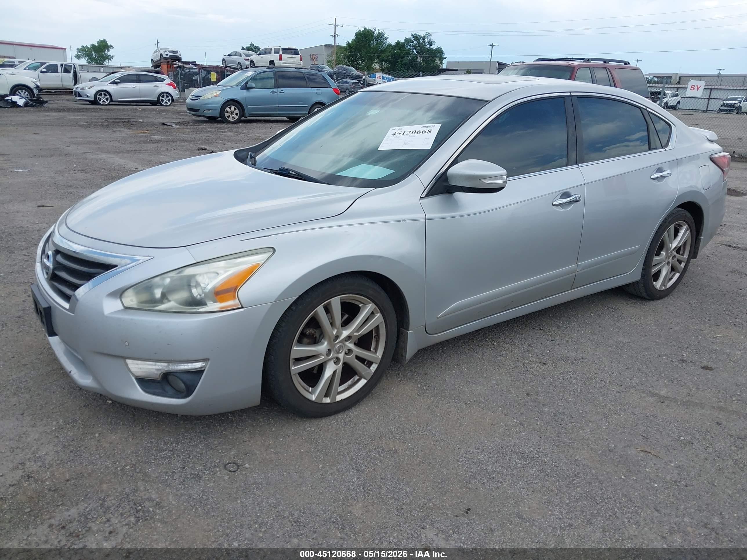 2015 Nissan Altima 3.5 Sl Серебряный vin: 1N4BL3AP4FC251324