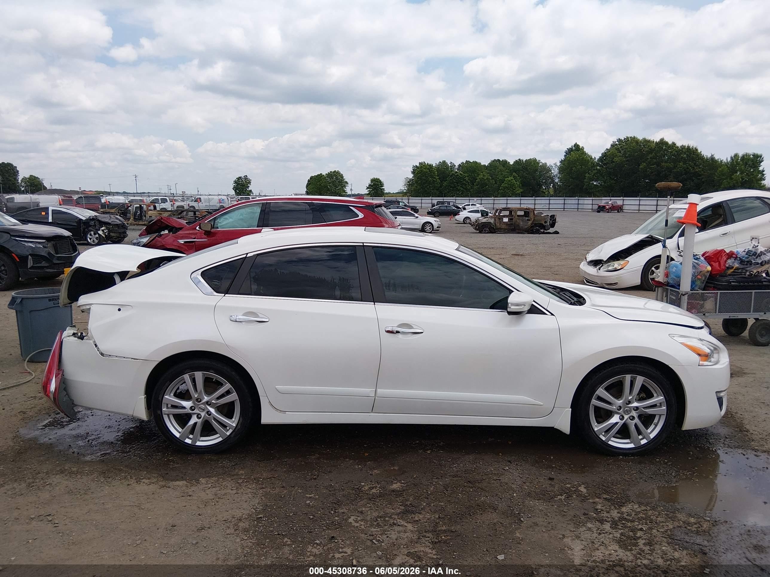 2013 Nissan Altima 3.5 Sl White vin: 1N4BL3AP5DC277329