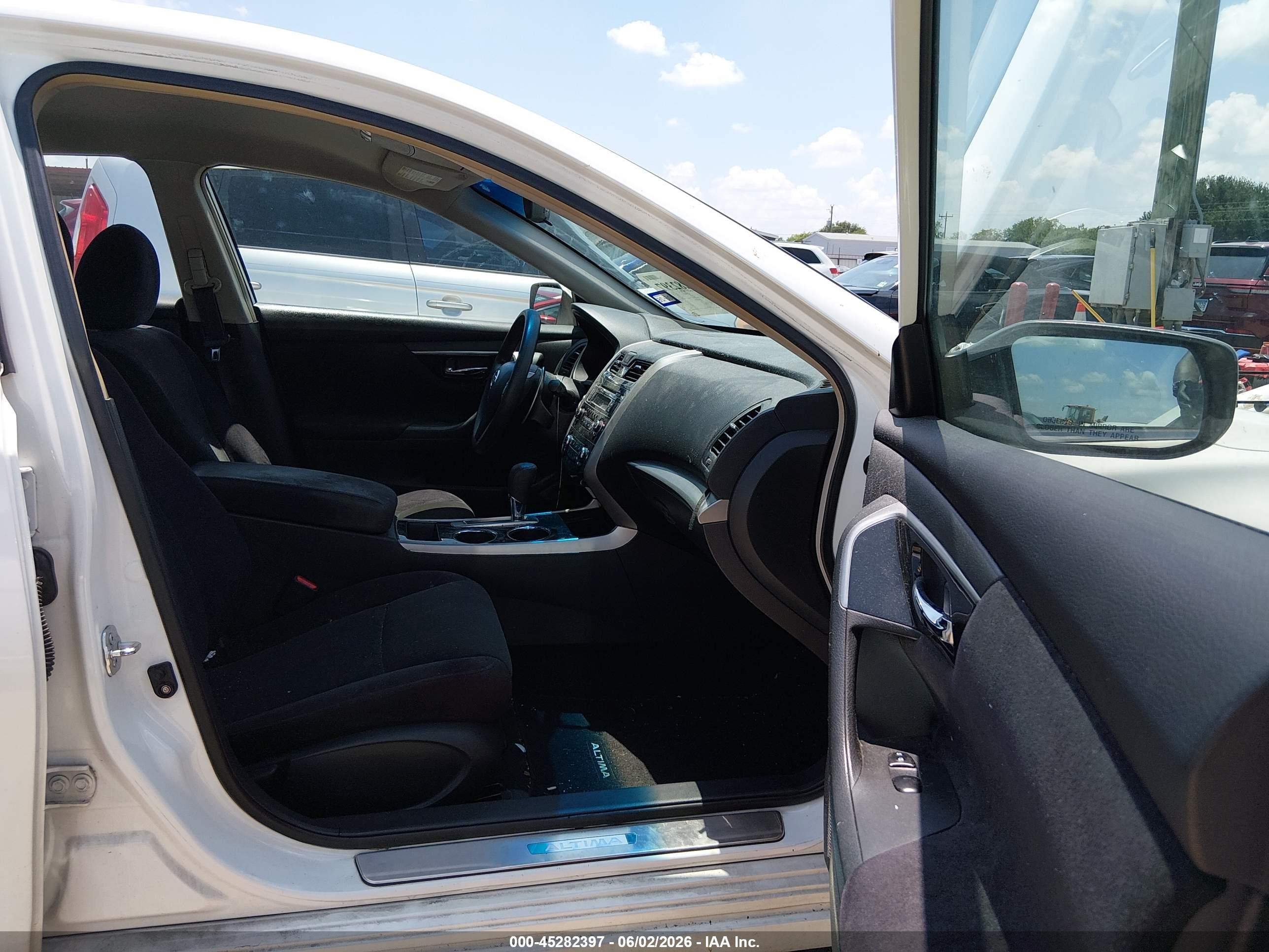 2013 Nissan Altima 3.5 S White vin: 1N4BL3AP6DC228124