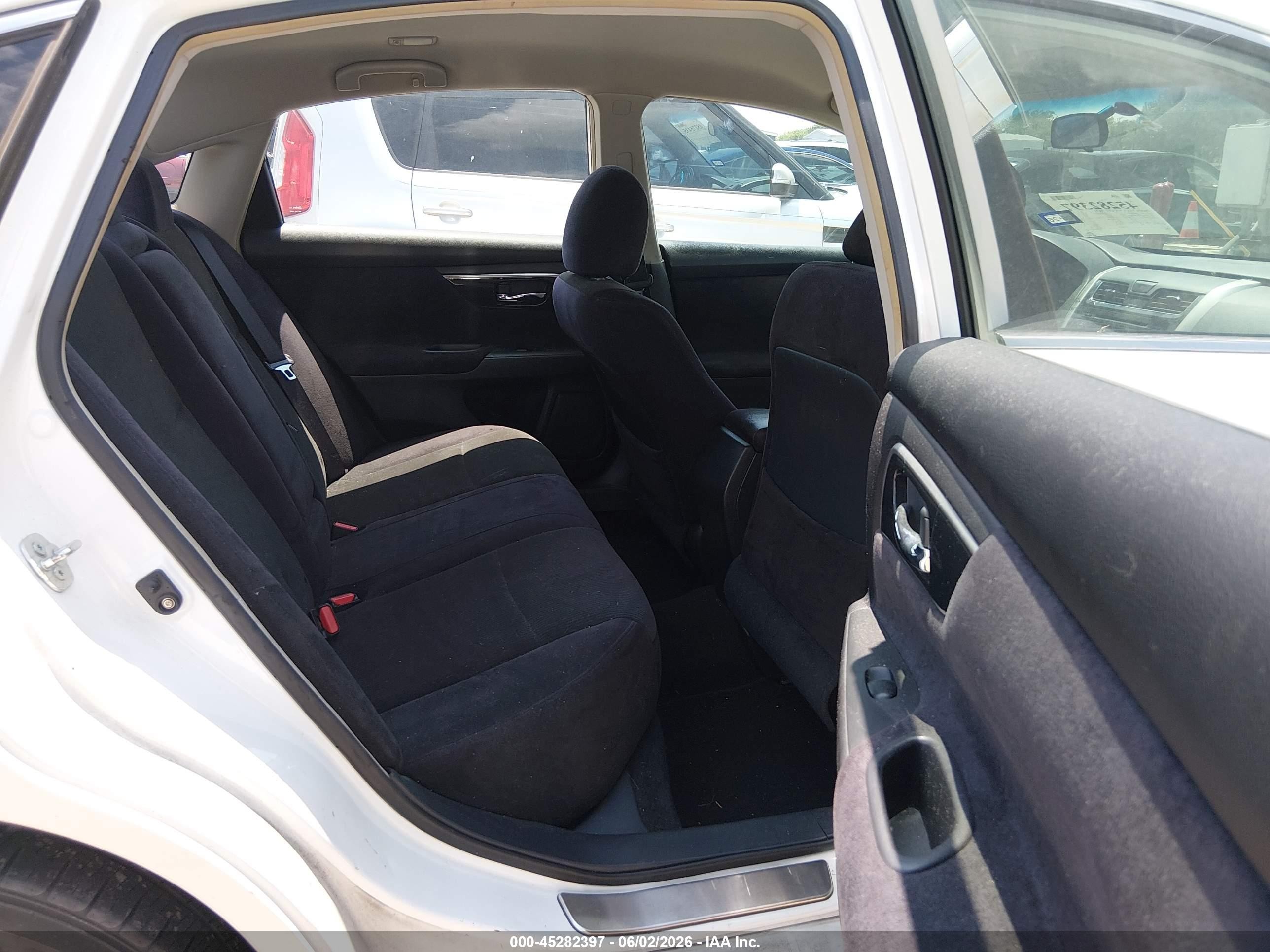 2013 Nissan Altima 3.5 S White vin: 1N4BL3AP6DC228124