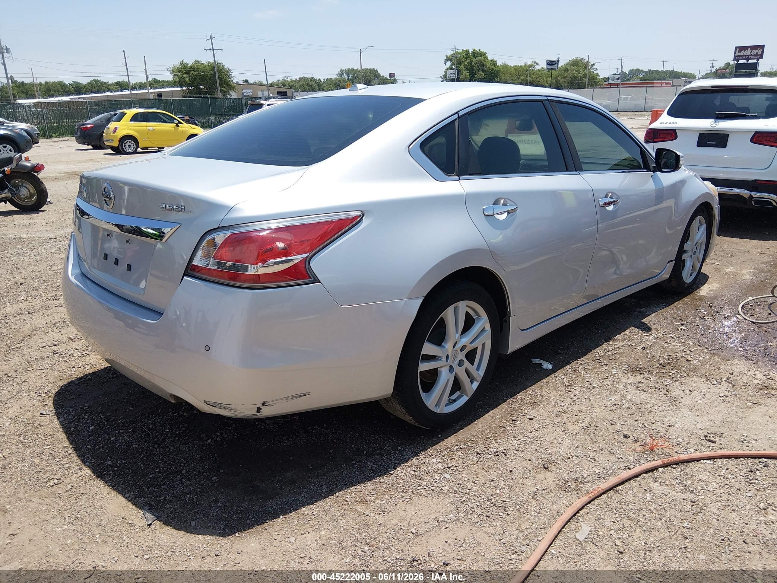2015 Nissan Altima 3.5 S/3.5 Sl/3.5 Sv Silver vin: 1N4BL3AP6FC498196