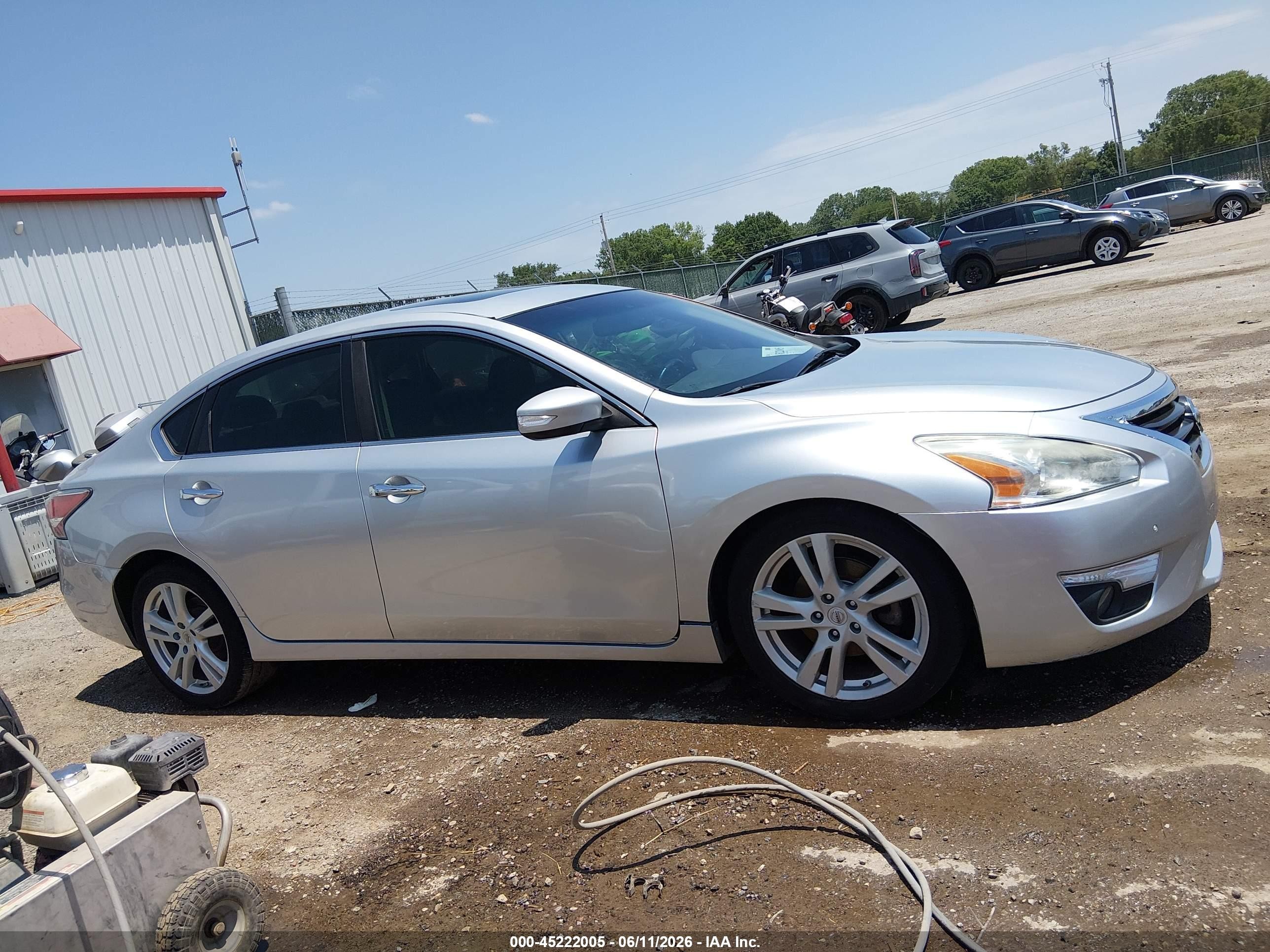 2015 Nissan Altima 3.5 S/3.5 Sl/3.5 Sv Silver vin: 1N4BL3AP6FC498196