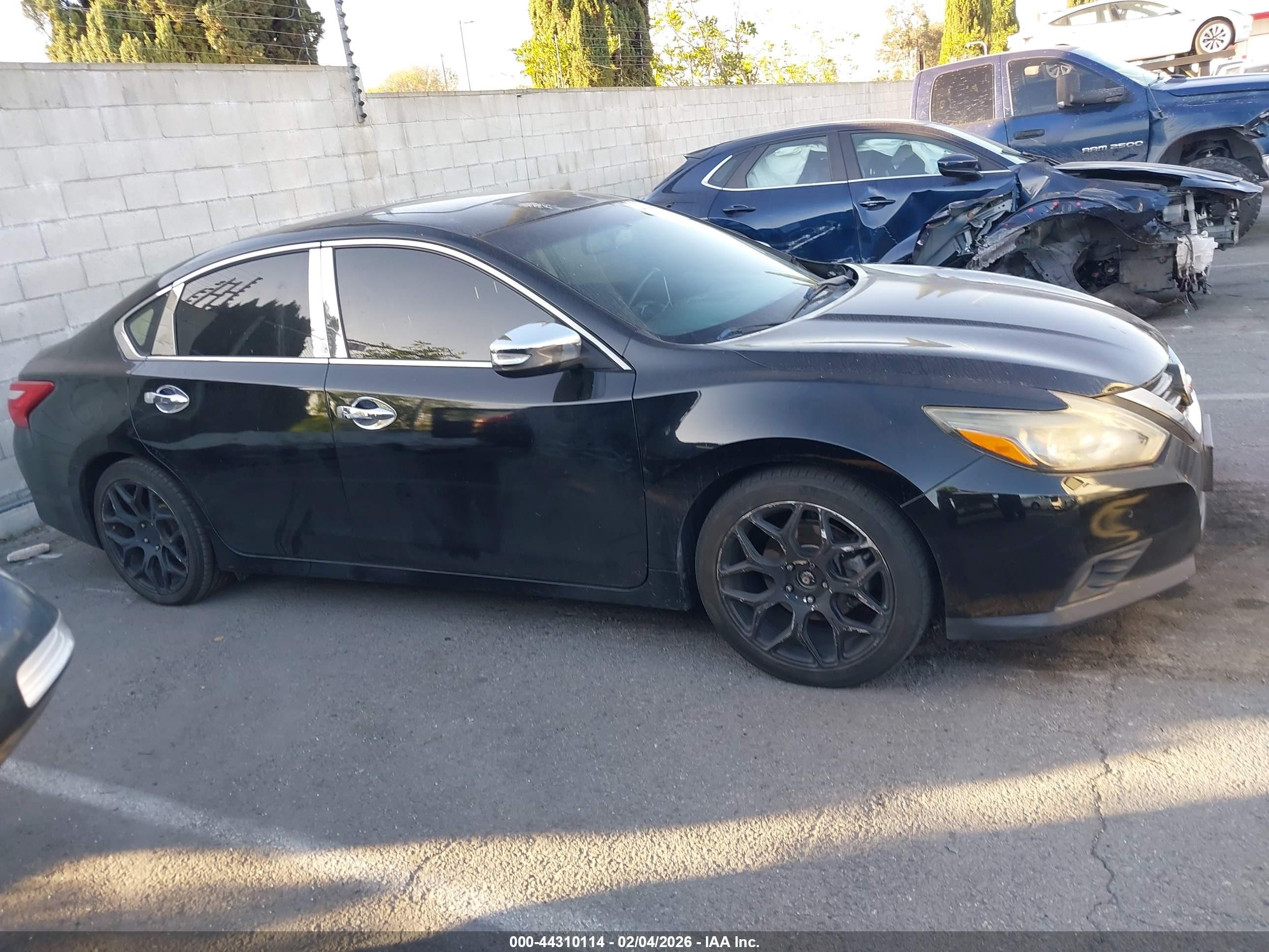 2016 Nissan Altima 3.5 Sl/3.5 Sr Черный vin: 1N4BL3AP6GC155602