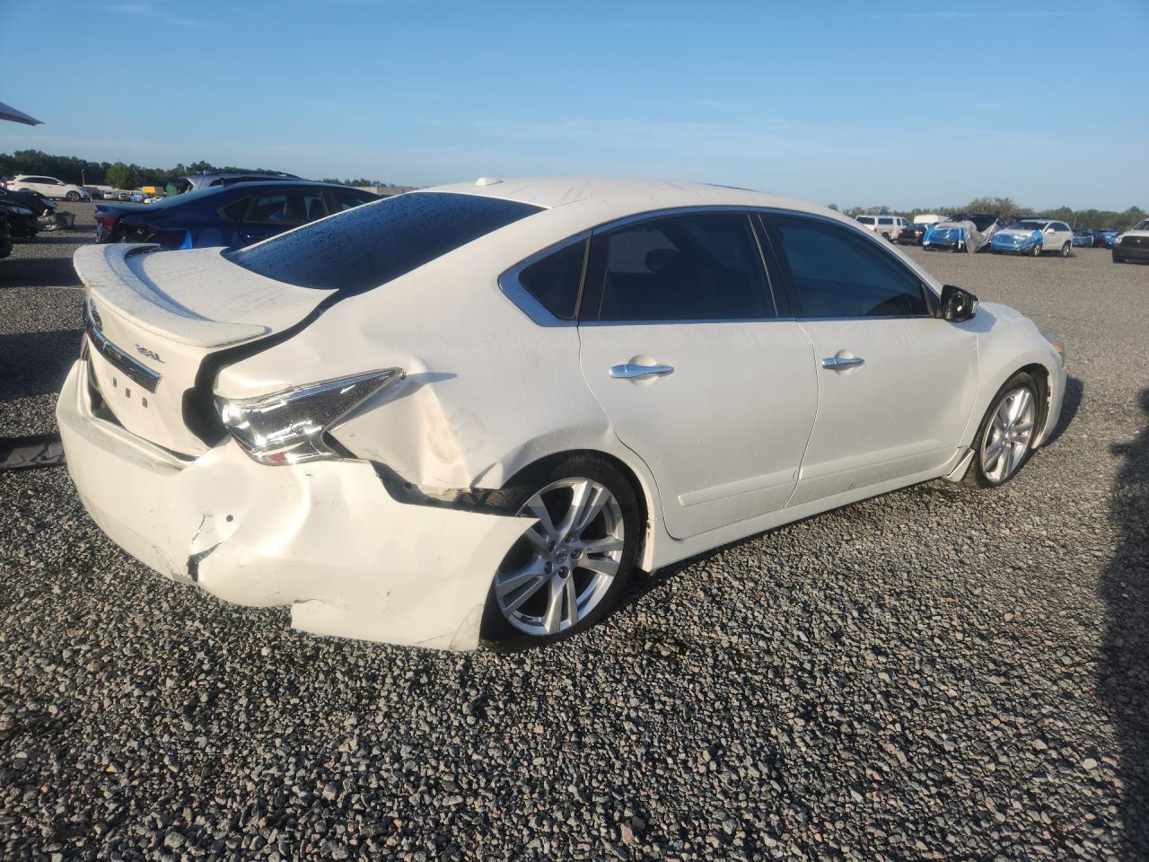 2015 Nissan Altima 3.5 Sl White vin: 1N4BL3AP7FC228491