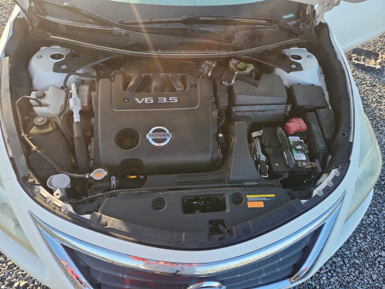 2015 Nissan Altima 3.5 Sl White vin: 1N4BL3AP7FC228491