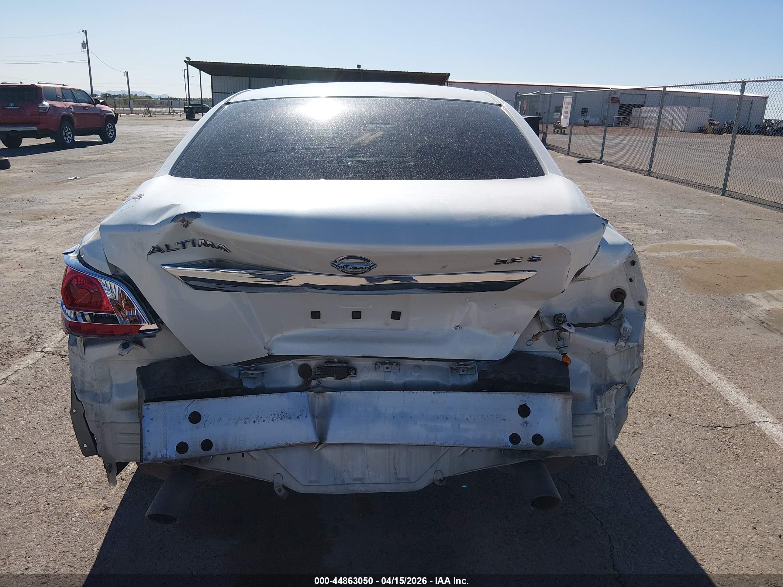 2013 Nissan Altima 3.5 S Белый vin: 1N4BL3AP8DC191433