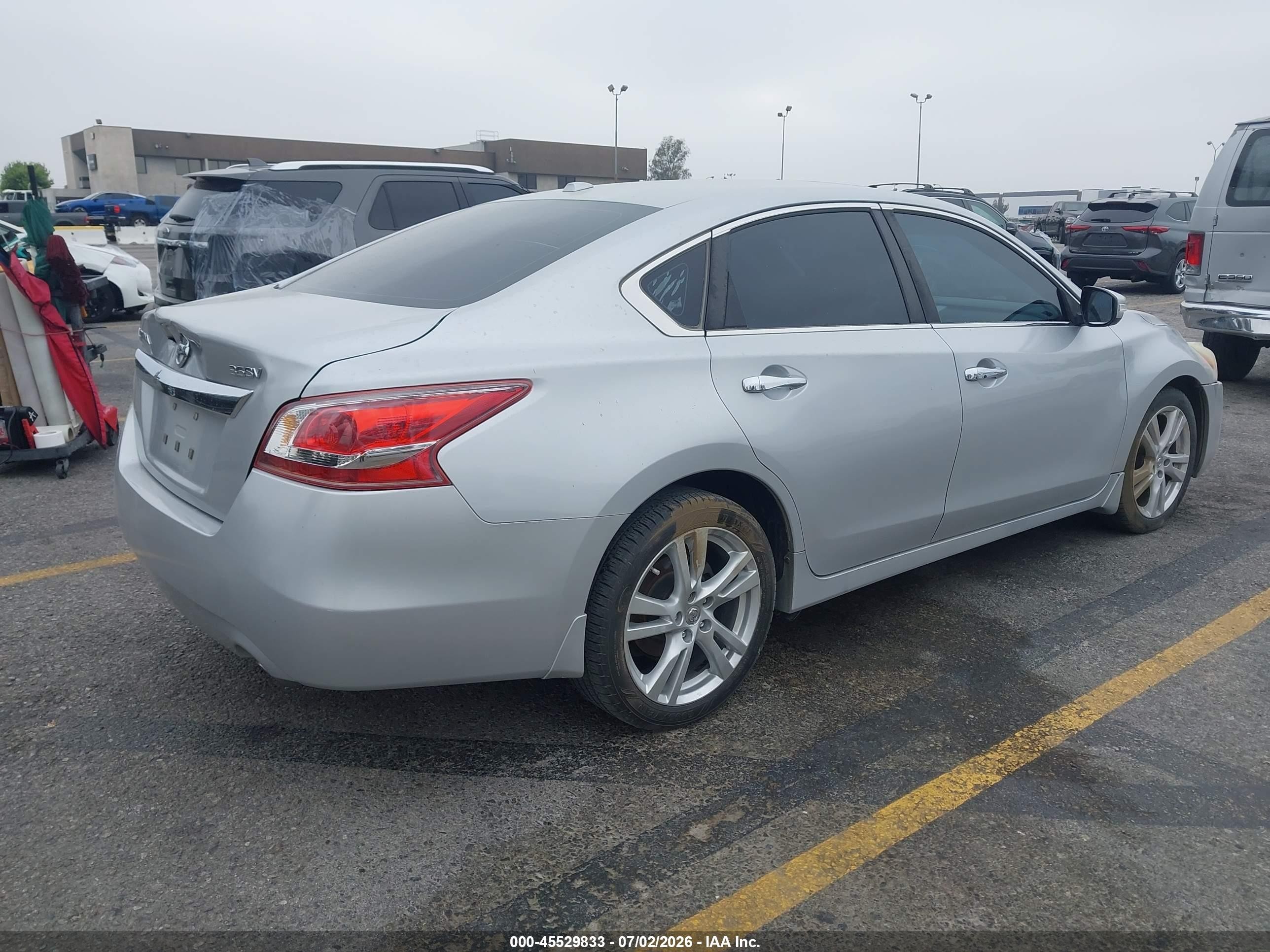 2013 Nissan Altima 3.5 Sv Серебряный vin: 1N4BL3AP9DN485024