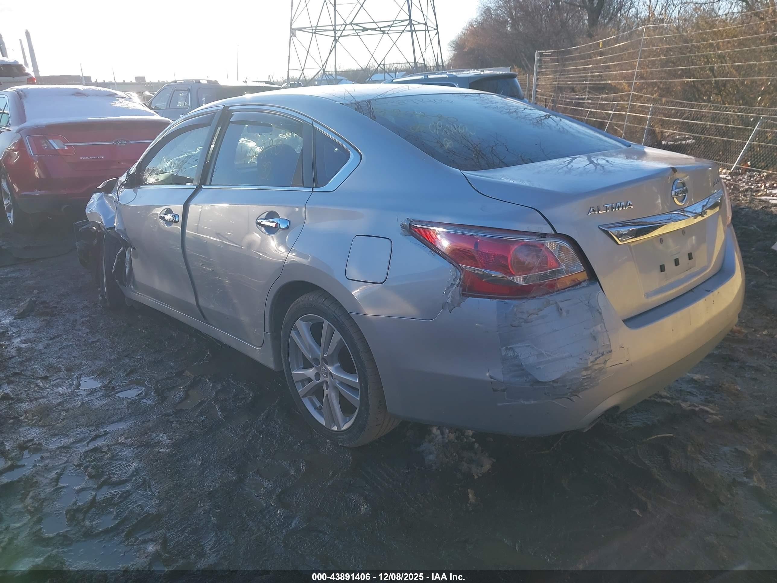 2013 Nissan Altima 3.5 S Silver vin: 1N4BL3AP9DN494290