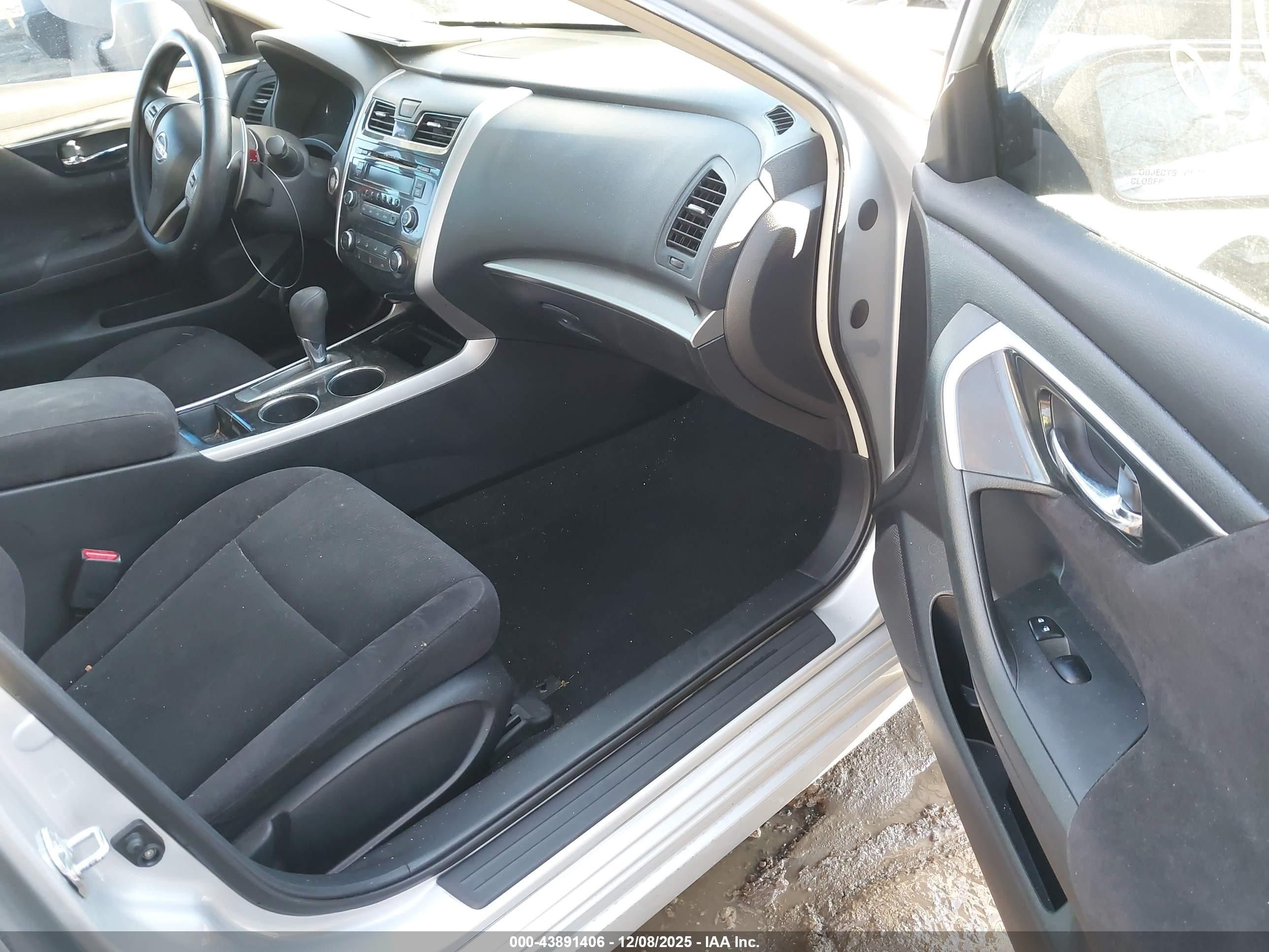 2013 Nissan Altima 3.5 S Silver vin: 1N4BL3AP9DN494290