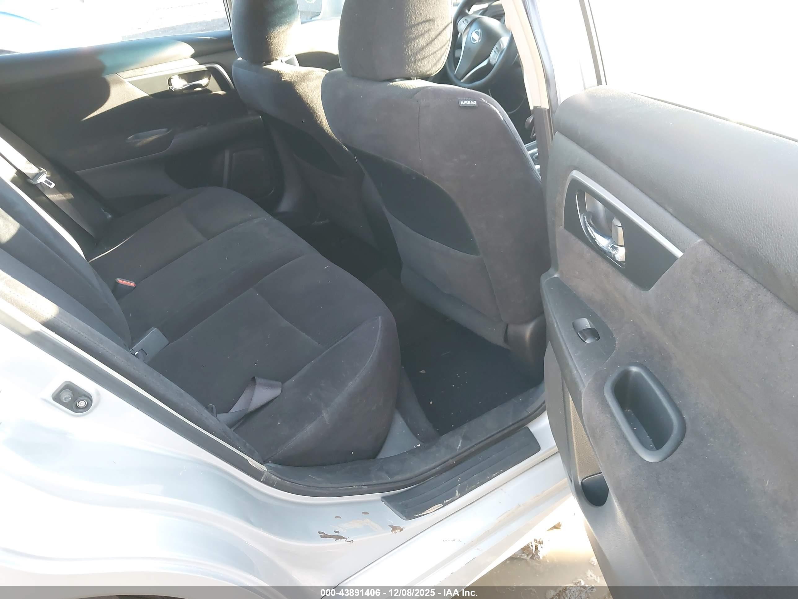 2013 Nissan Altima 3.5 S Silver vin: 1N4BL3AP9DN494290
