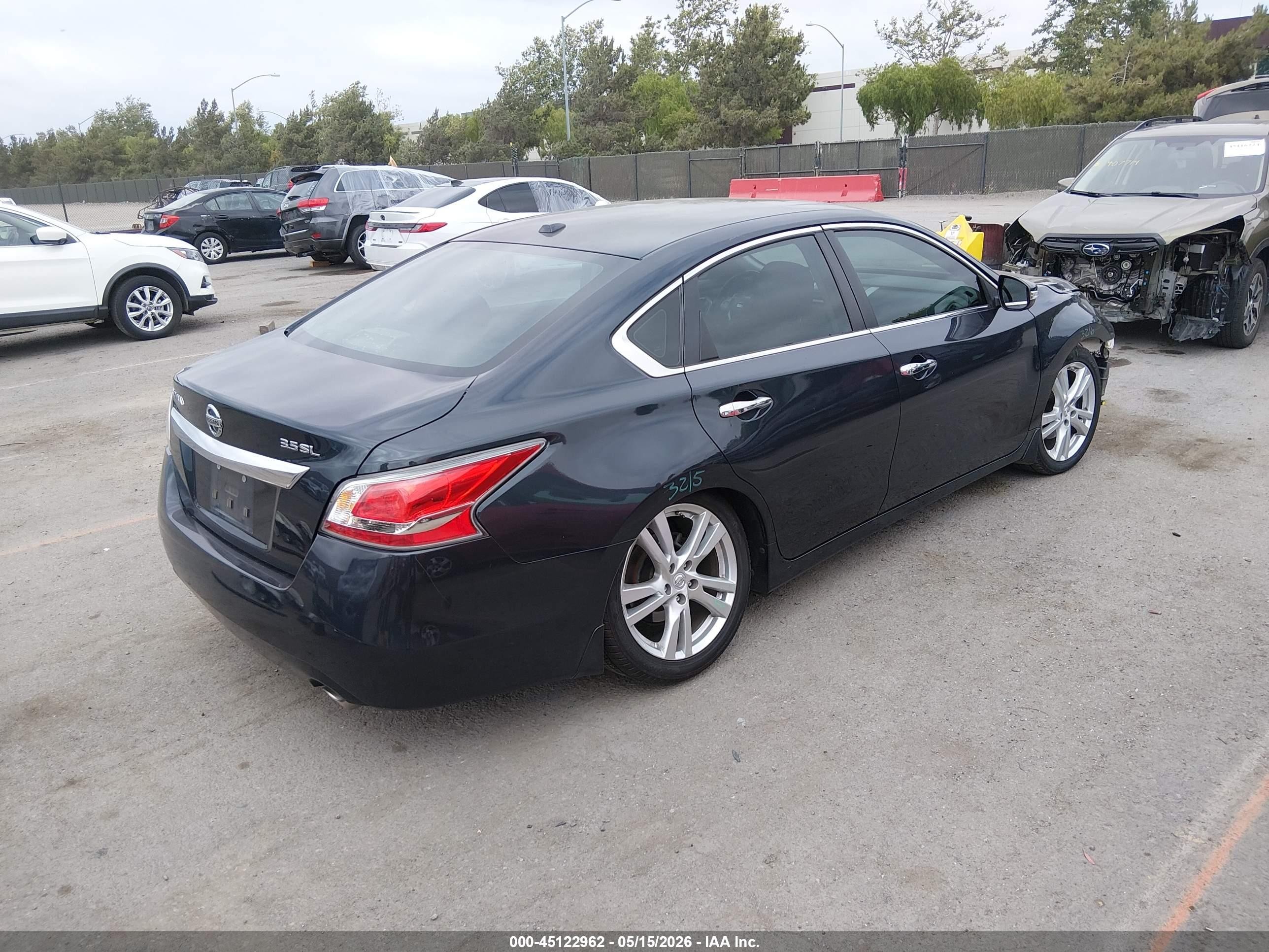 2015 Nissan Altima 3.5 Sl Черный vin: 1N4BL3AP9FC201423