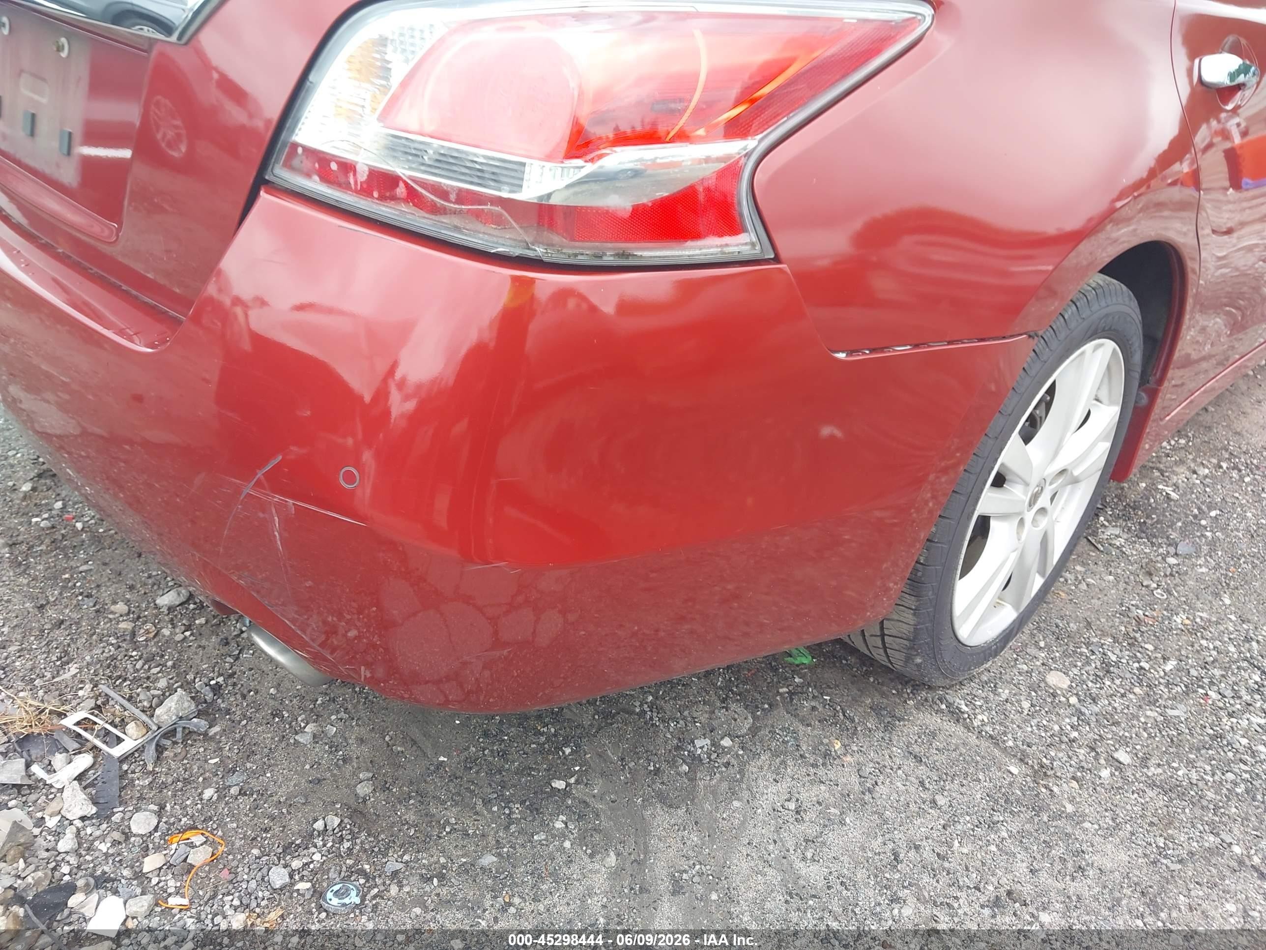 2015 Nissan Altima 3.5 S/3.5 Sl/3.5 Sv Красный vin: 1N4BL3AP9FC467556