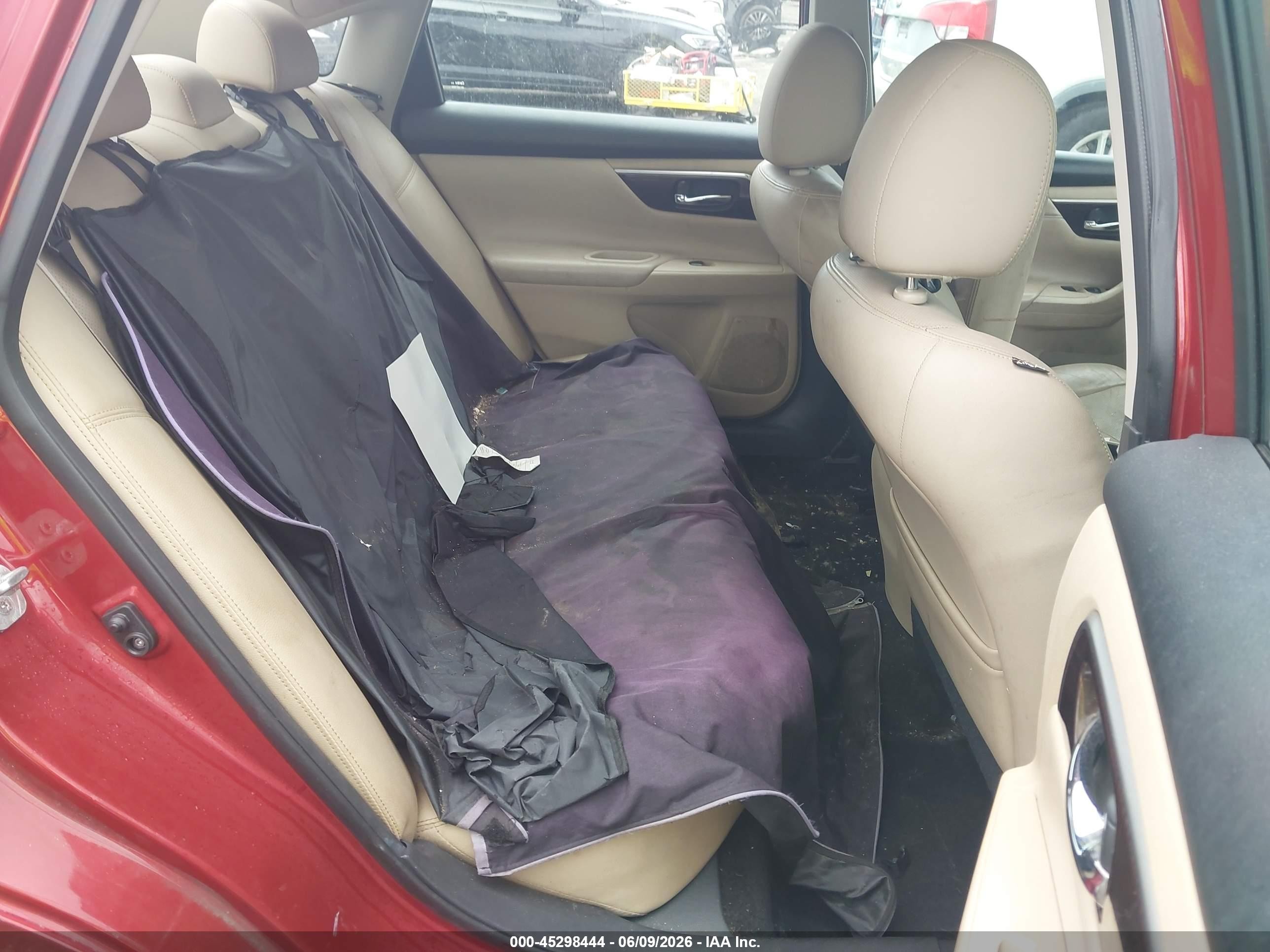 2015 Nissan Altima 3.5 S/3.5 Sl/3.5 Sv Красный vin: 1N4BL3AP9FC467556