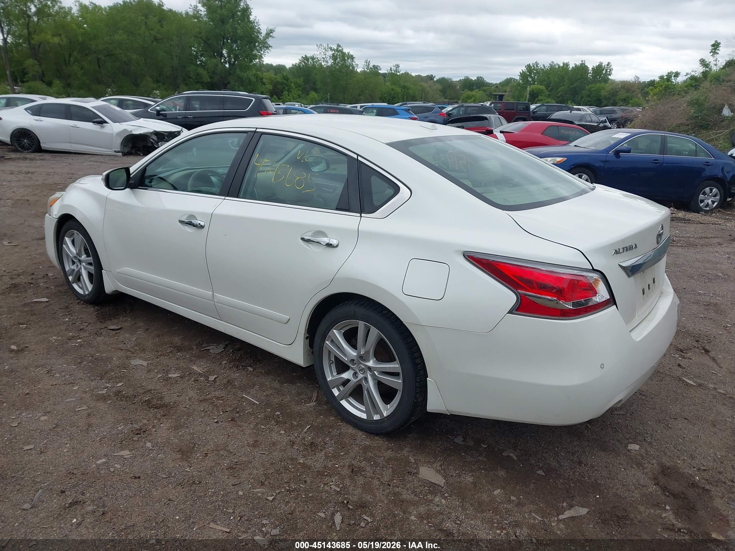 2015 Nissan Altima 3.5 Sl White vin: 1N4BL3APXFC426854