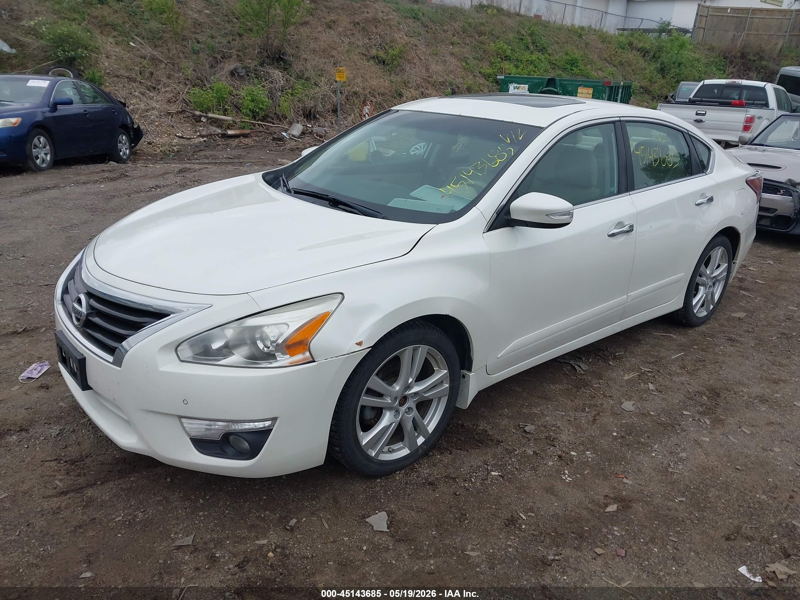 2015 Nissan Altima 3.5 Sl White vin: 1N4BL3APXFC426854