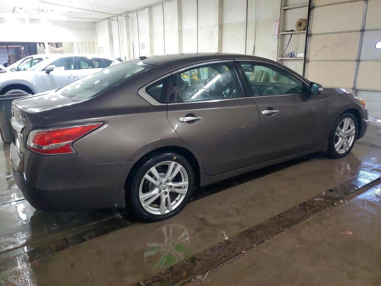 2015 Nissan Altima 3.5 S Gray vin: 1N4BL3APXFC592243