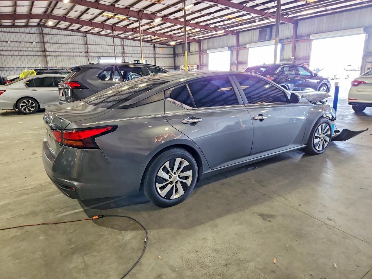 2019 Nissan Altima S Gray vin: 1N4BL4BV0KC241953