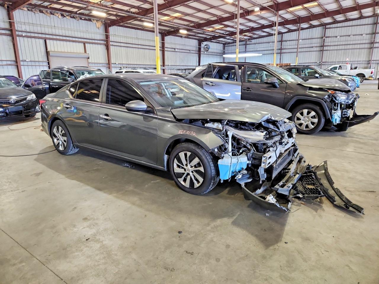 2019 Nissan Altima S Gray vin: 1N4BL4BV0KC241953