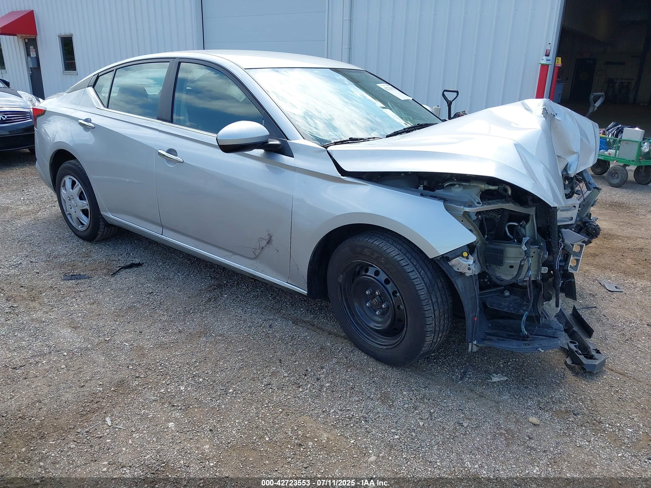 2023 Nissan Altima S Fwd Silver vin: 1N4BL4BV0PN367452