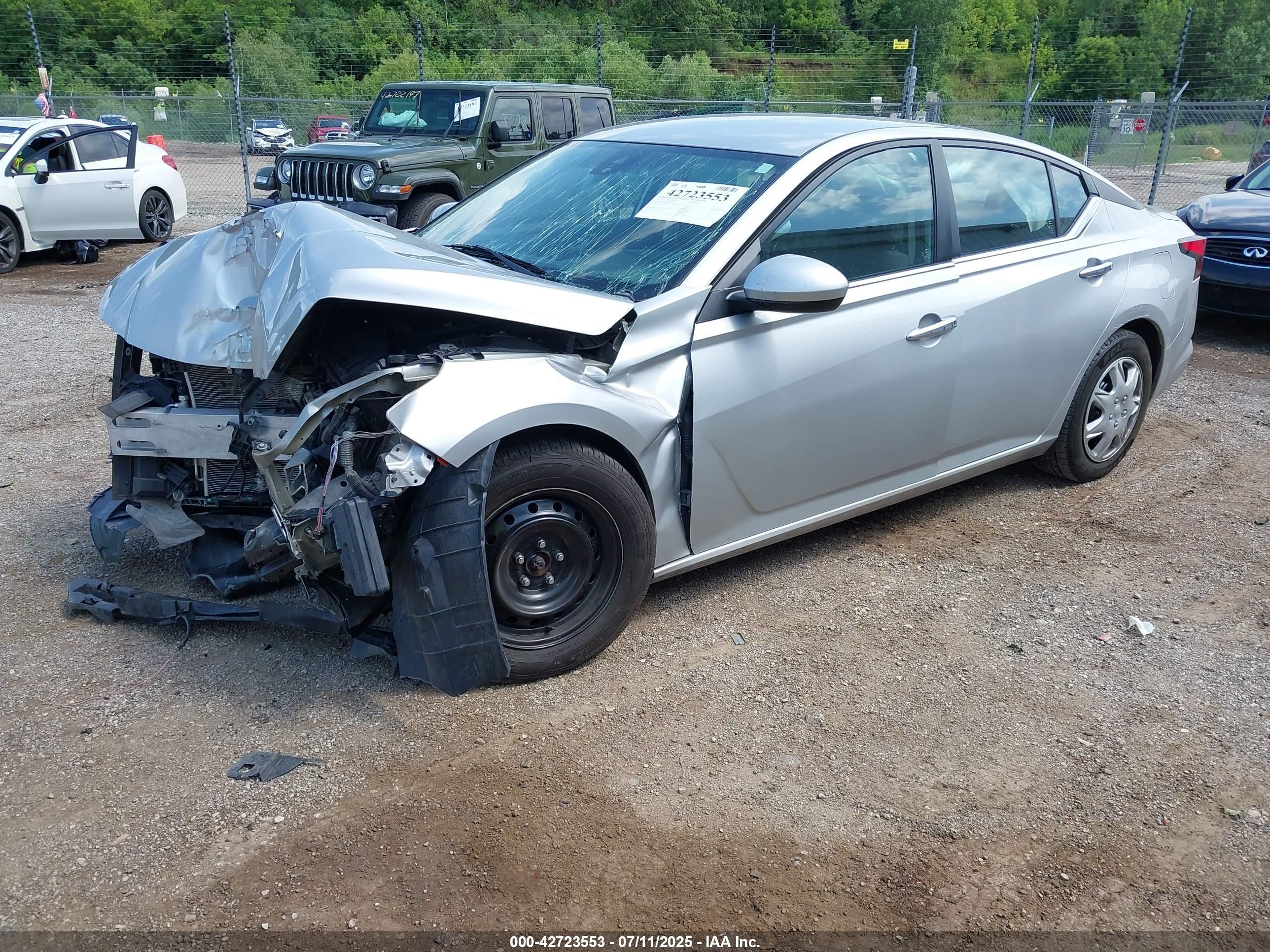 2023 Nissan Altima S Fwd Silver vin: 1N4BL4BV0PN367452