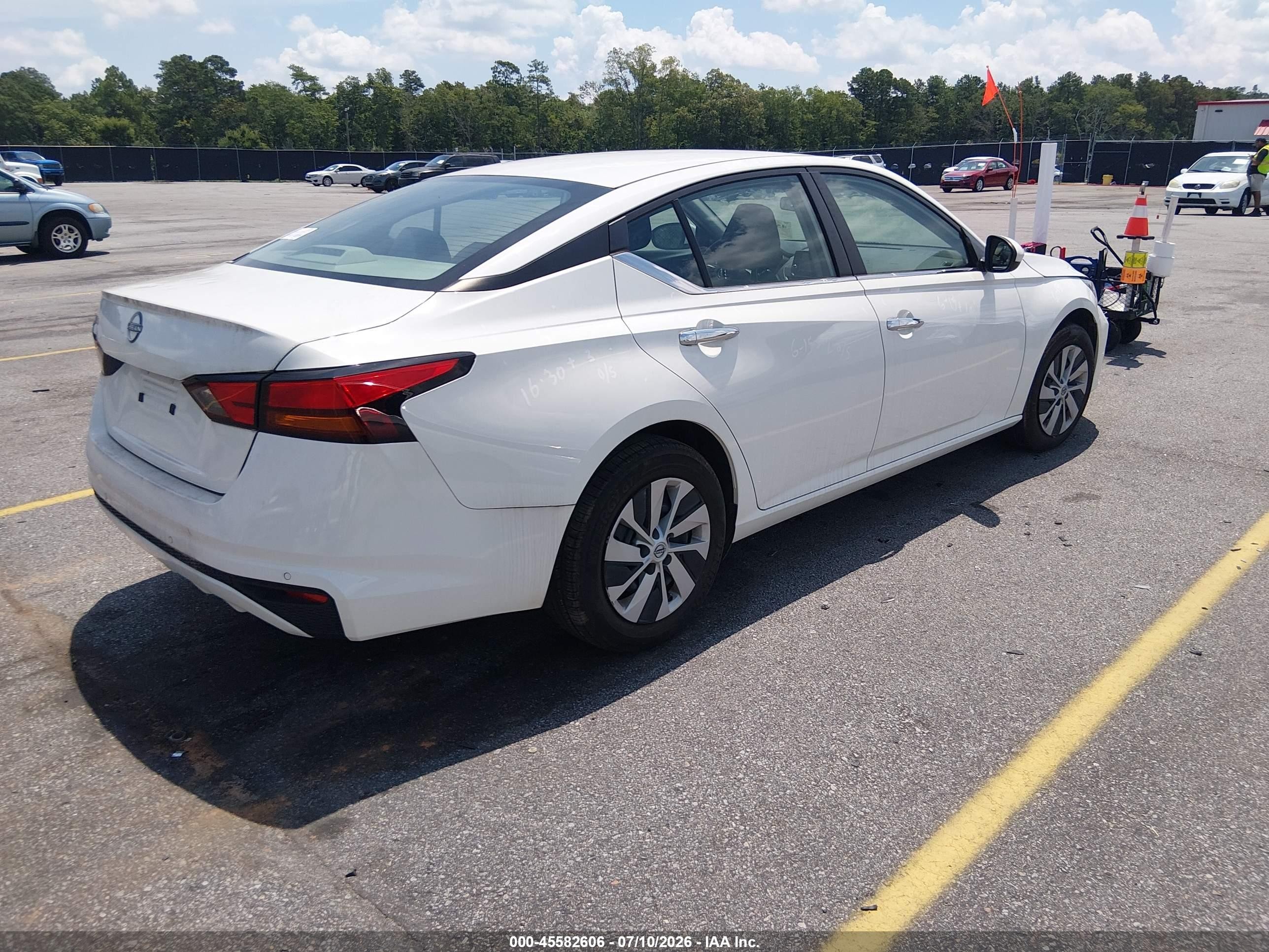 2024 Nissan Altima S Fwd Белый vin: 1N4BL4BV0RN334891