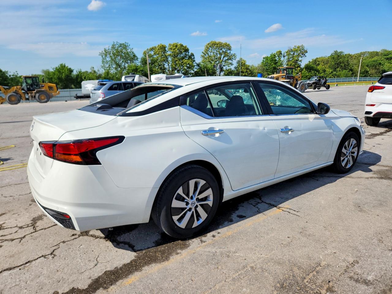 2024 Nissan Altima S White vin: 1N4BL4BV0RN389101