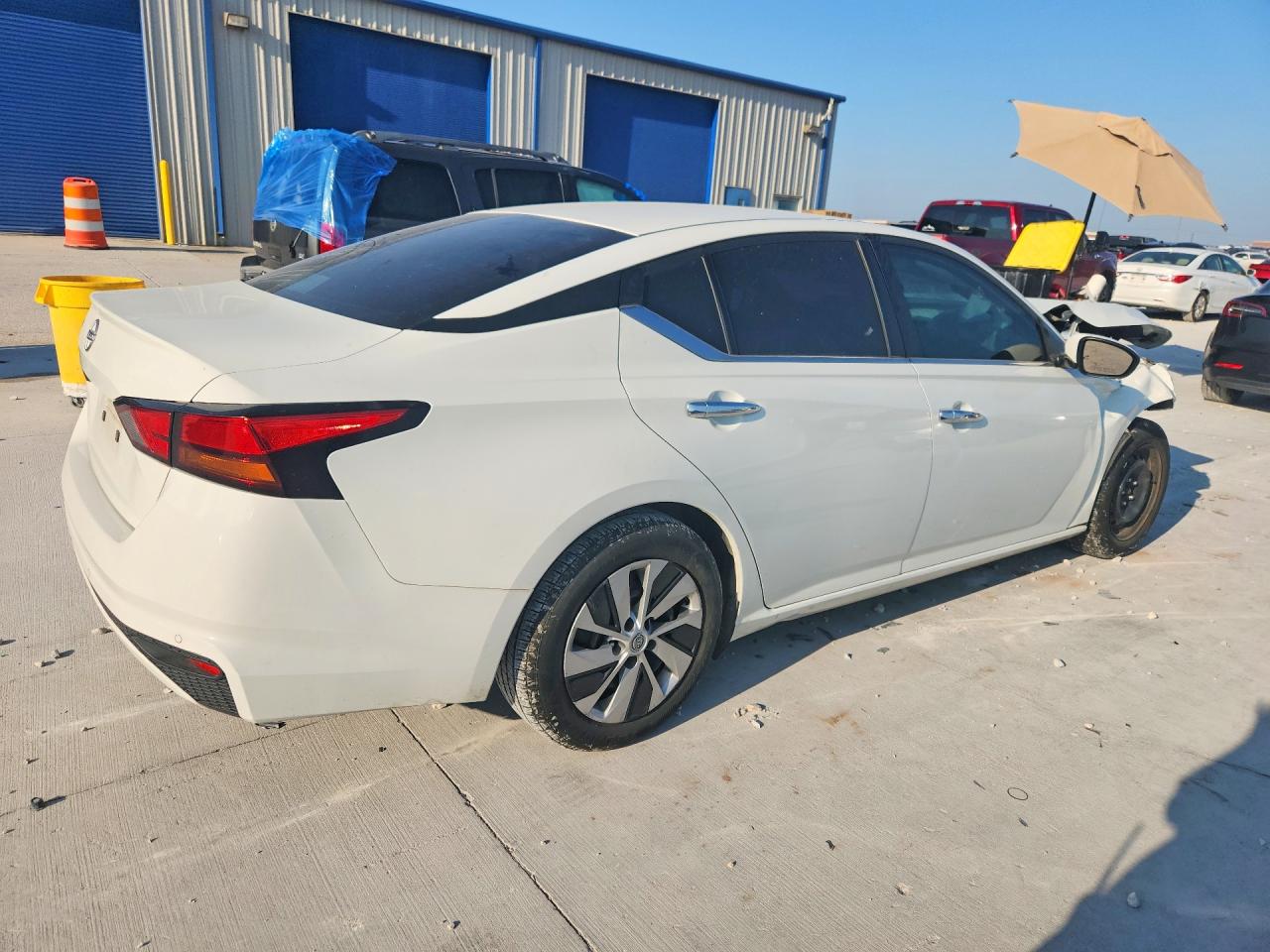 2023 Nissan Altima S White vin: 1N4BL4BV1PN383725